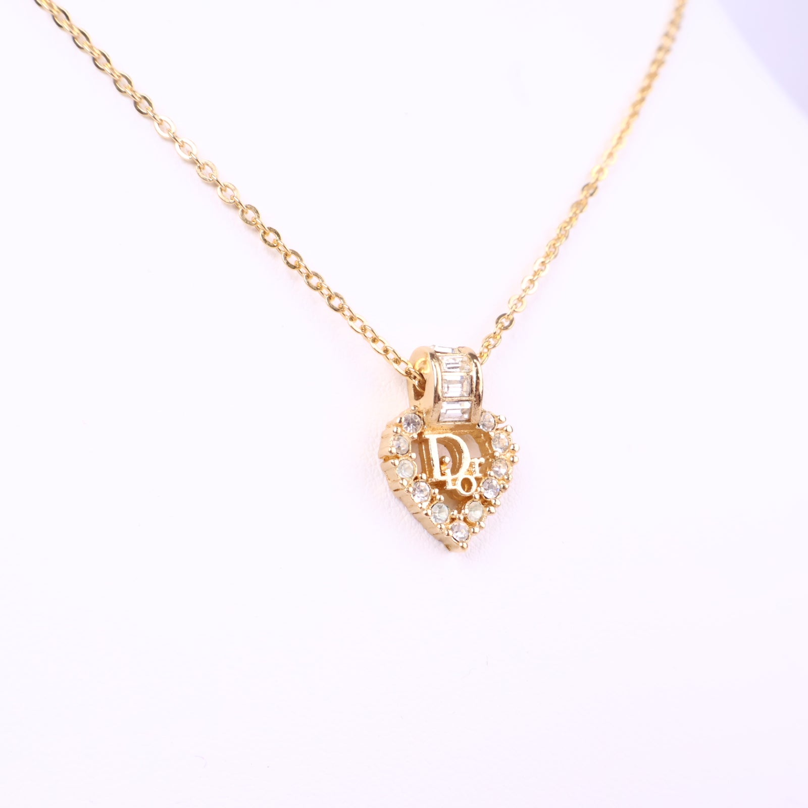 J3071 Christian Dior Necklace CD Heart | Pre-Owned Metal Dior logo