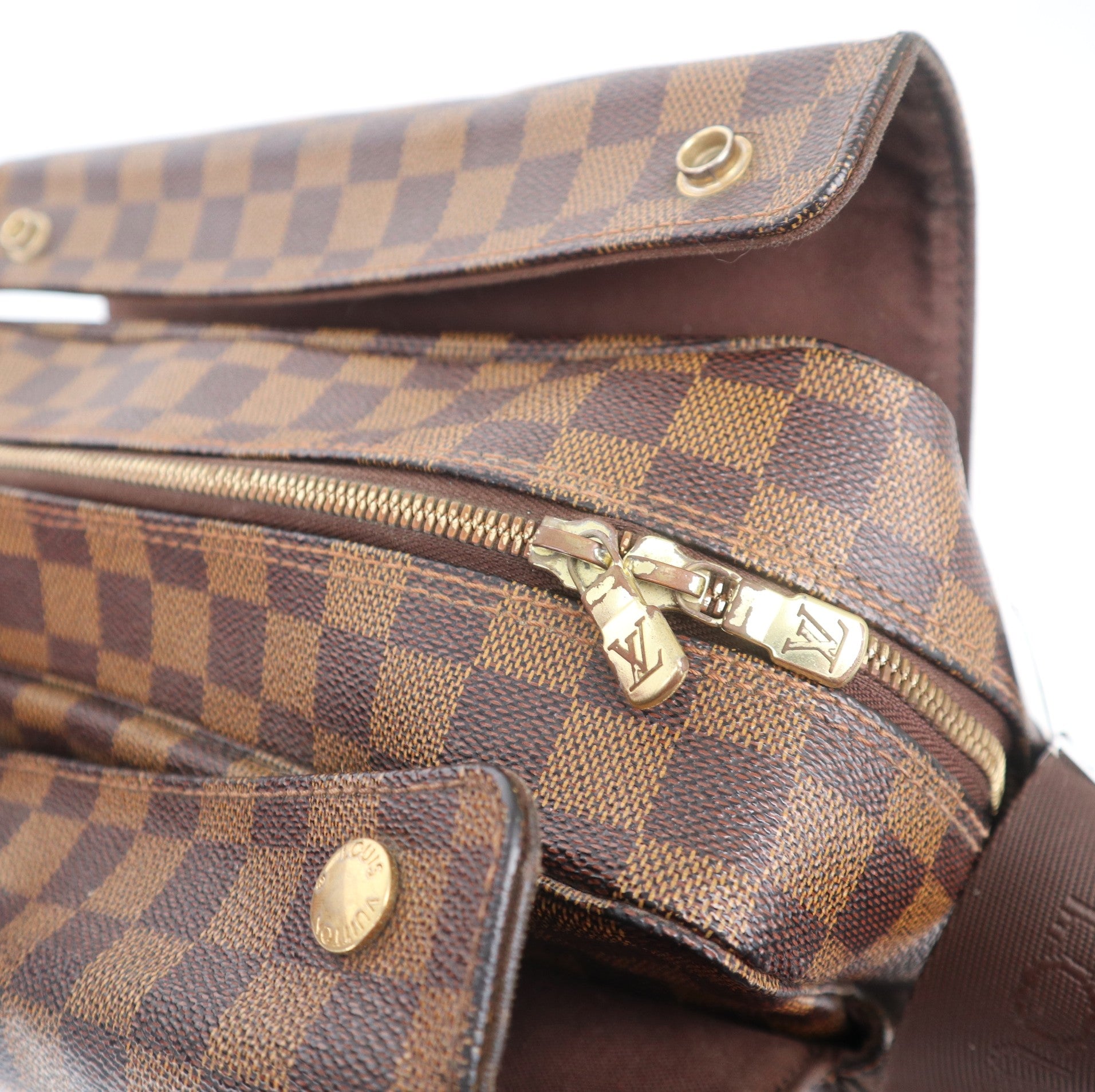 C1074 Louis Vuitton Naviglio Damier Ebene Canvas Messenger -Pre Owned