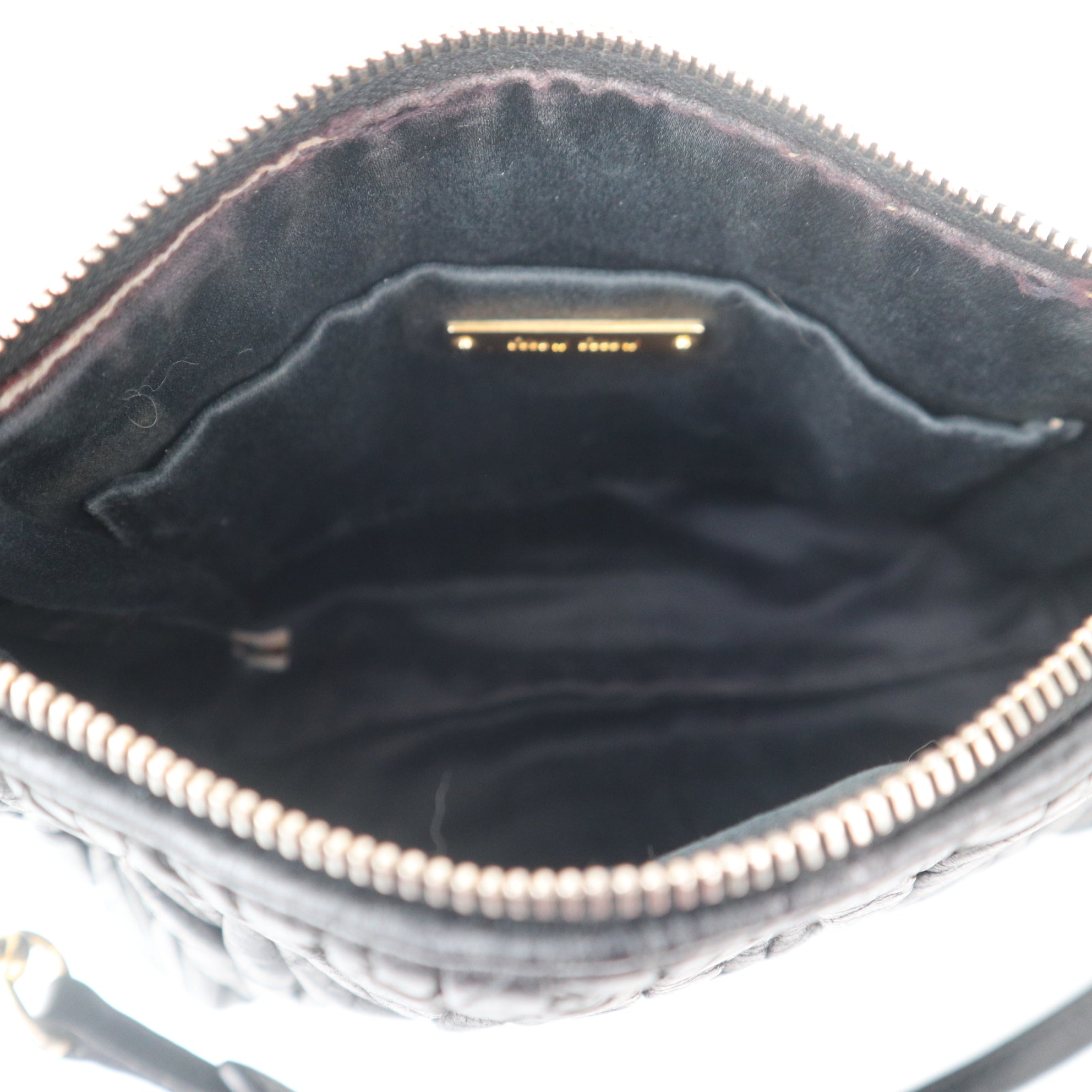 C1077 Miu Miu Black Matelassé Leather Shoulder Bag-Pre Owned