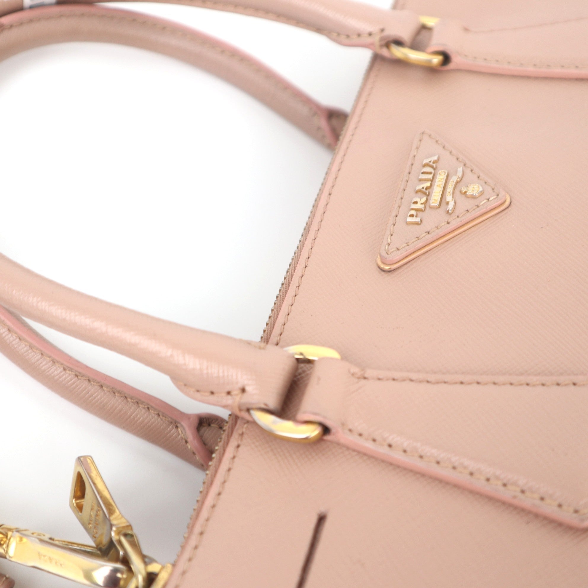 C1089 Prada Light Pink Saffiano Lux Leather Medium Double Zip Tote-Pre Owned