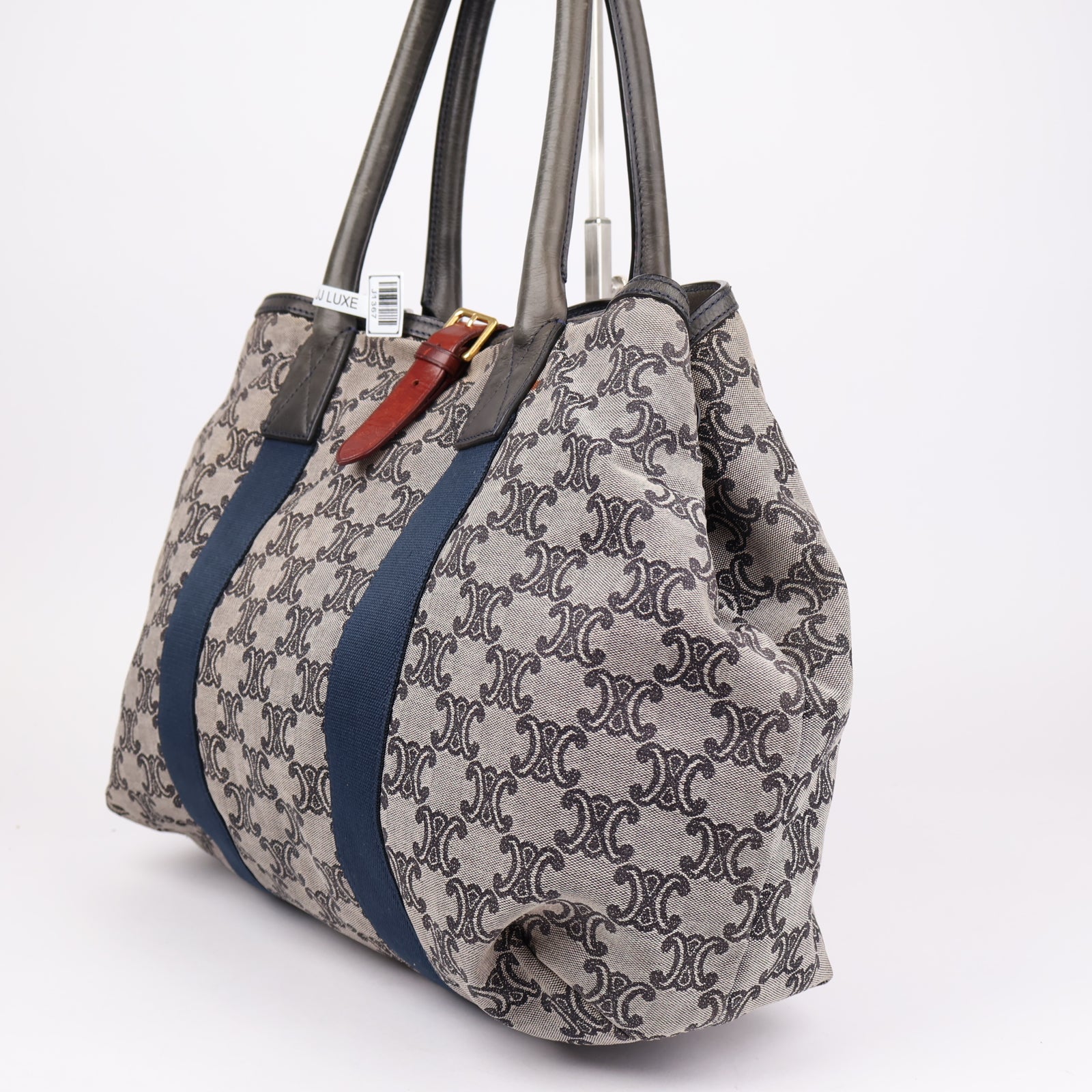 J1367 Céline Triomphe Navy blue Cloth Bag- Pre Owned