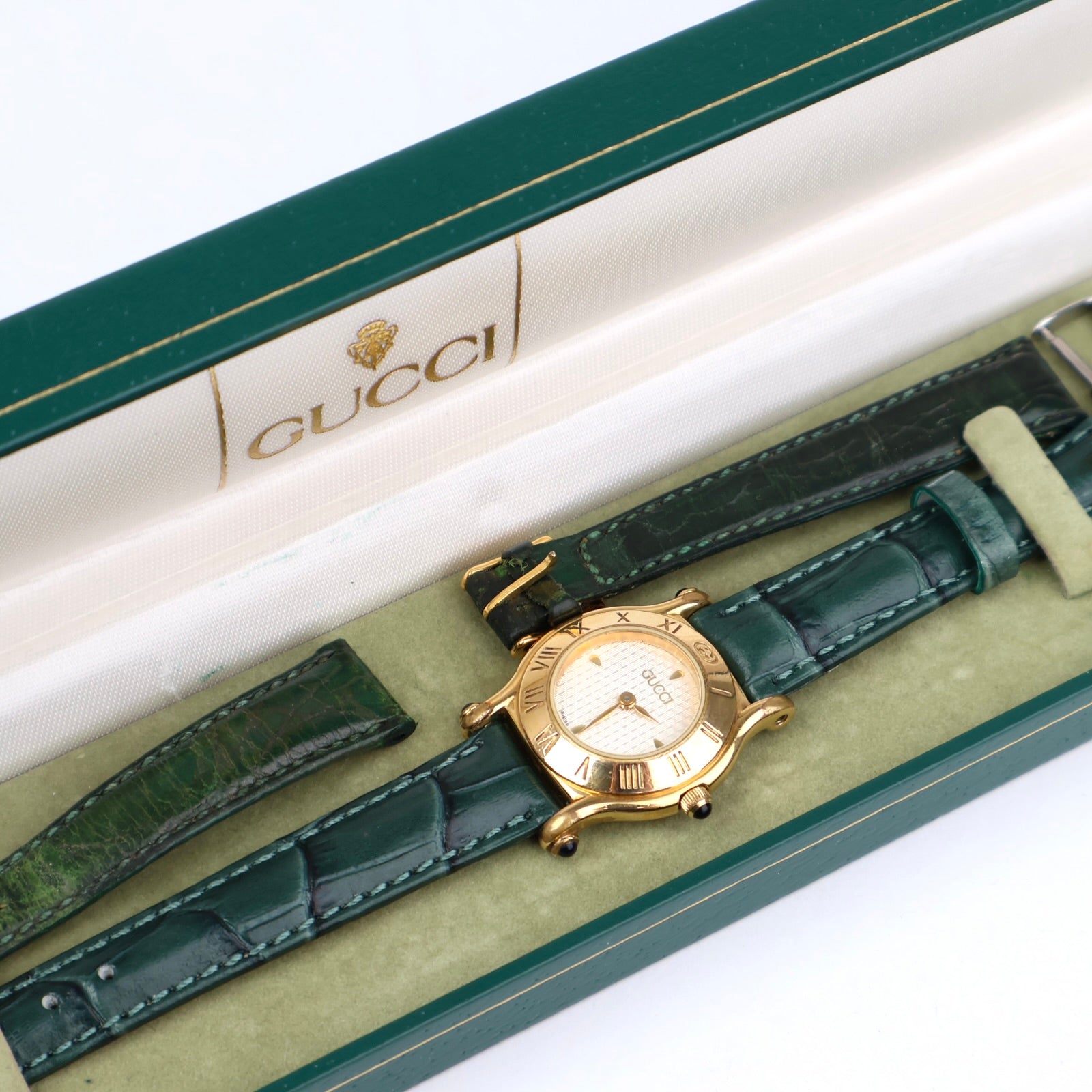 J1501 Gucci 6500L Vintage watch- Pre Owned