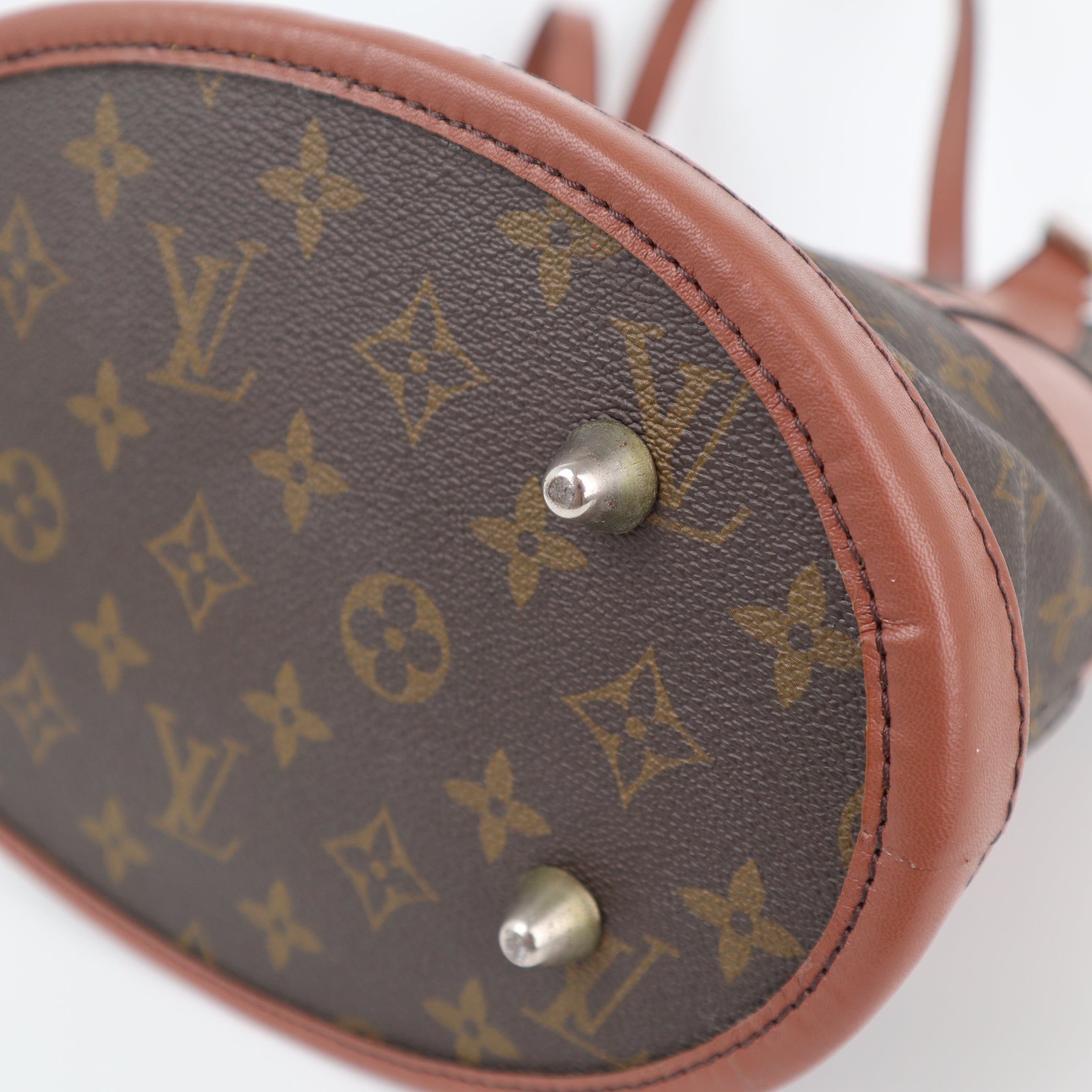 Louis Vuitton Monogram Canvas Petit Vintage Bucket Shoulder Bag C1693R | Pre-Owned Very Good Brown Monogram Canvas