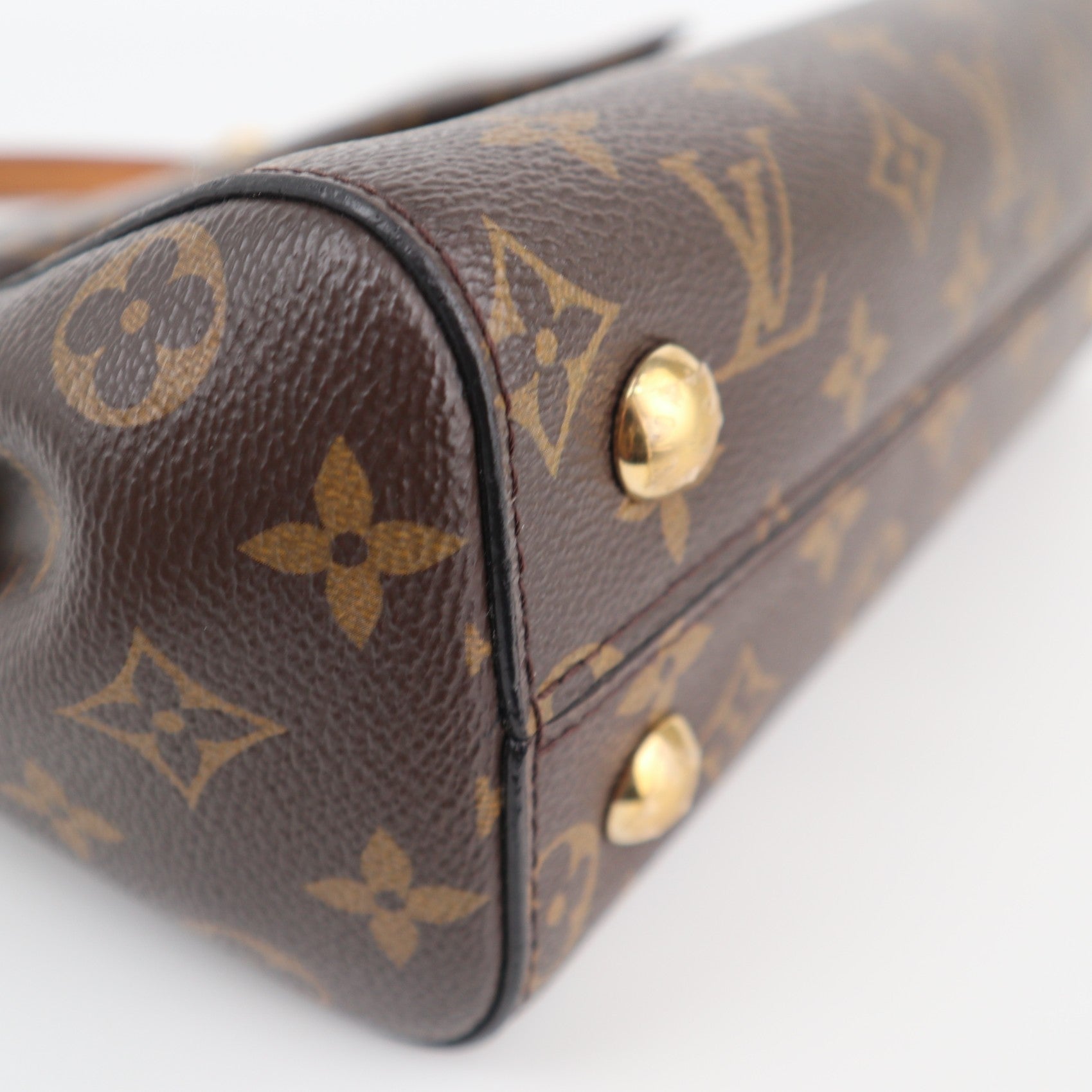 Louis Vuitton Monogram Cluny BB Shoulder Bag C1705 | Pre-Owned Very Good Brown Monogram Canvas