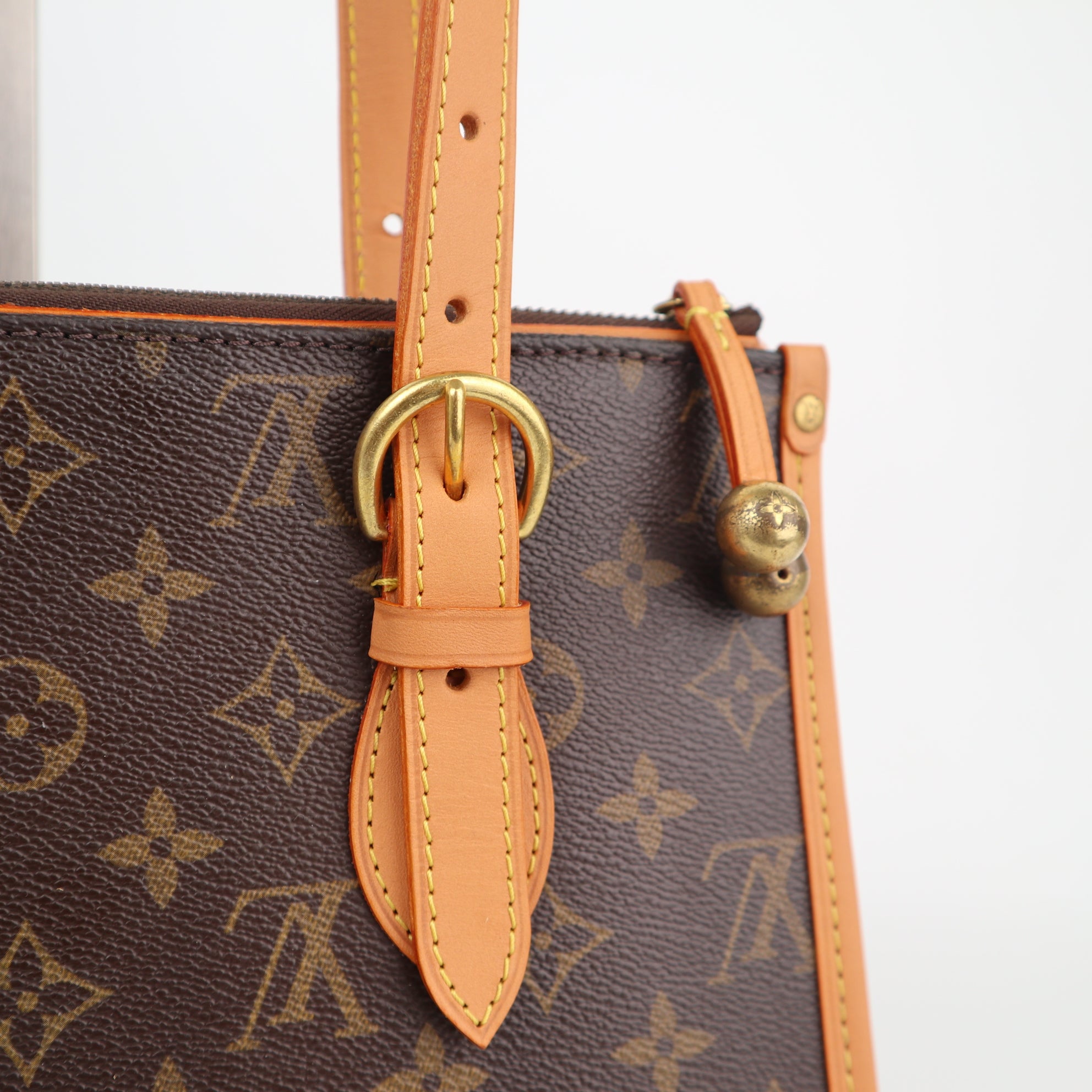Louis Vuitton Monogram Popincourt Haut Shoulder Bag C1722R | Pre-Owned Excellent Brown Monogram Canvas