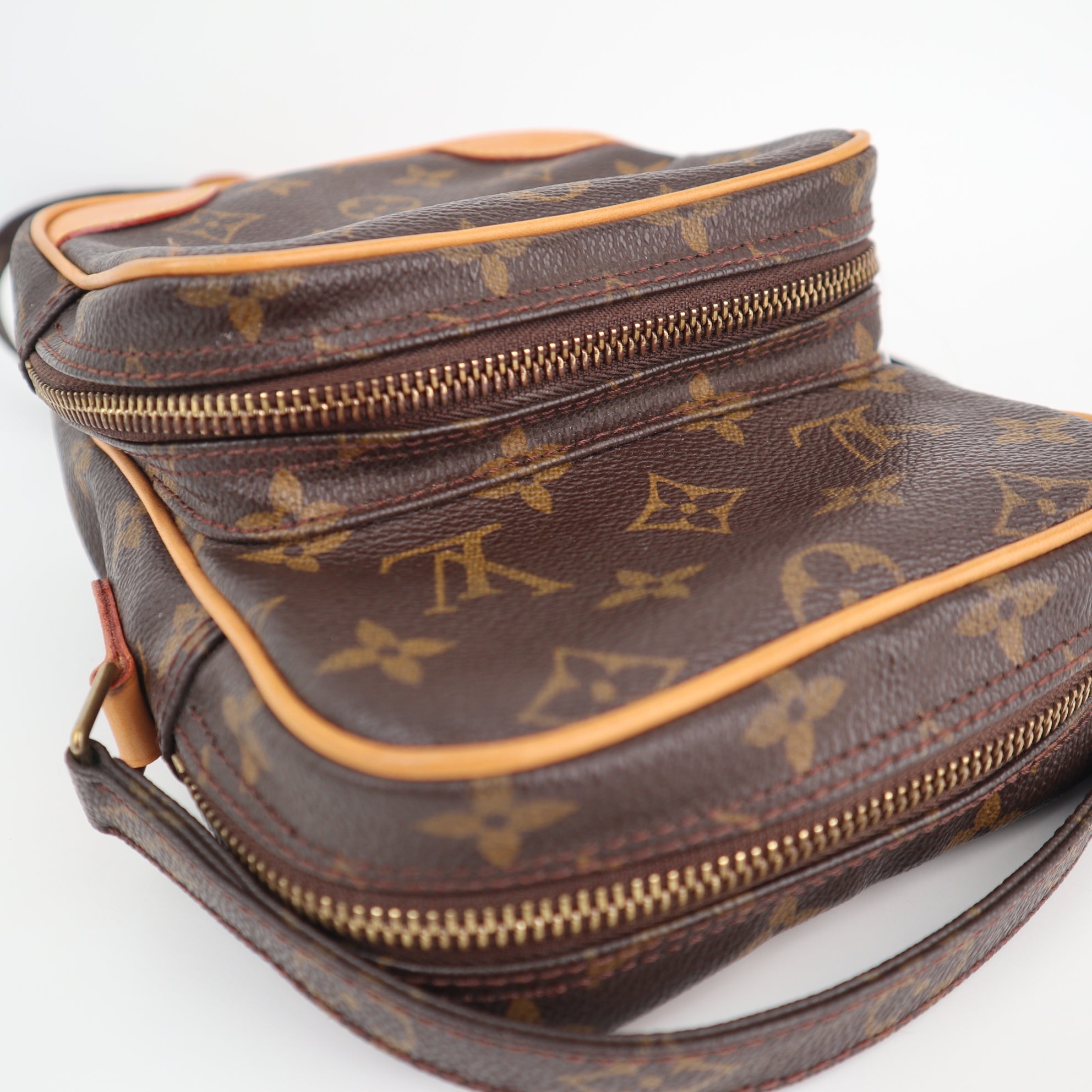 Louis Vuitton Monogram canvas Amazone Shoulder Bag C1731R | Pre-Owned Excellent Brown Monogram Canvas