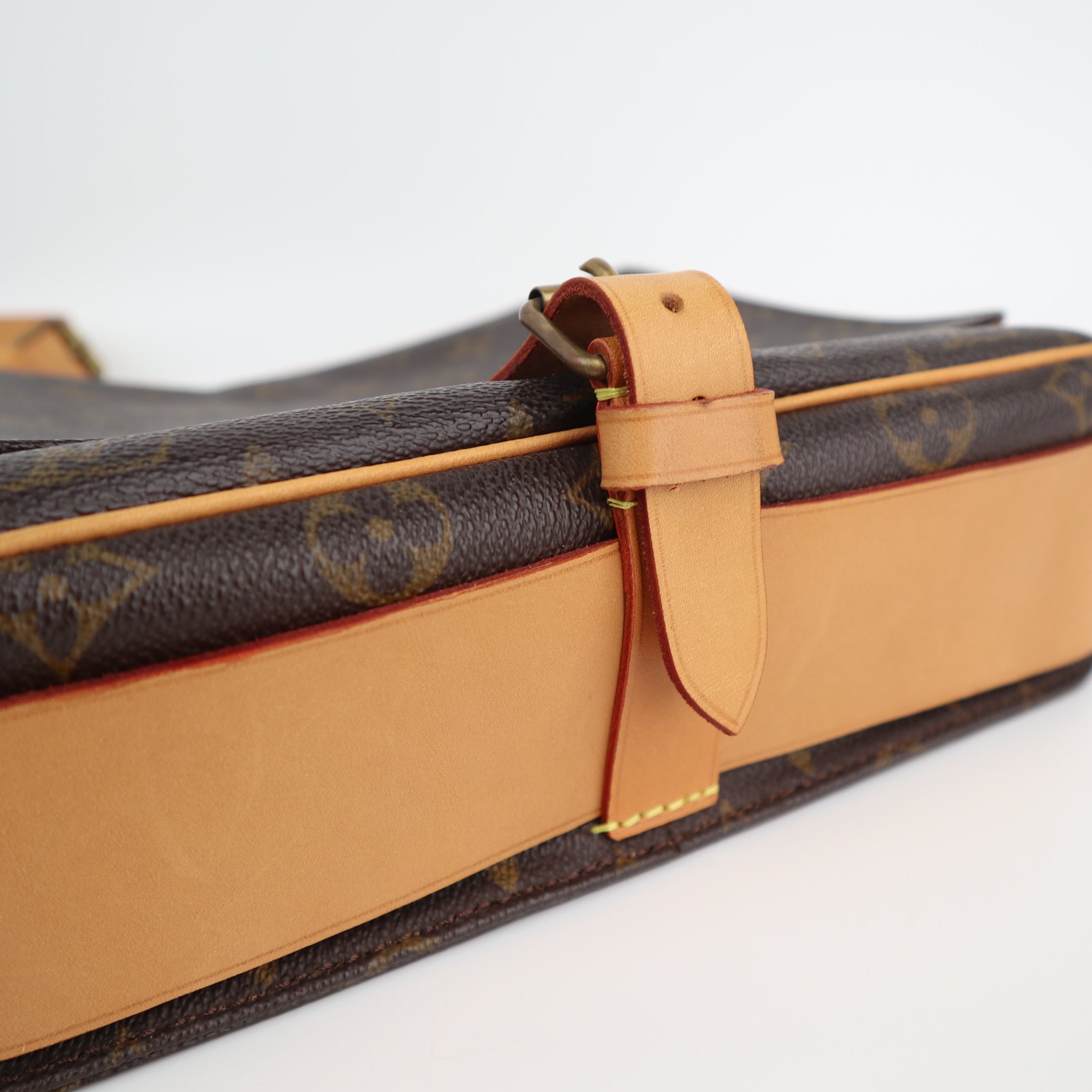 Louis Vuitton Monogram Cartouchiere GM Shoulder Bag C1733R | Pre-Owned Excellent Brown Monogram Canvas