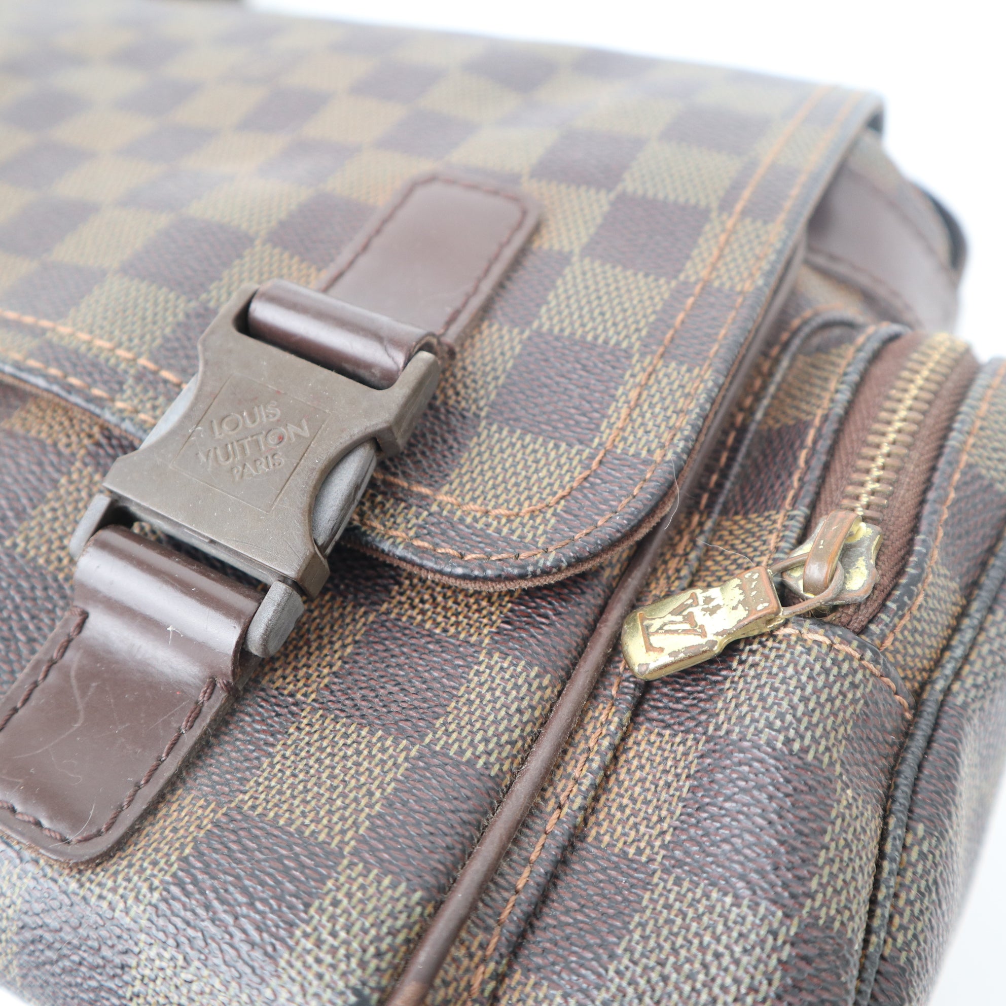 C1138 Louis Vuitton Damier Canvas Melville Reporter Bag-Pre Owned