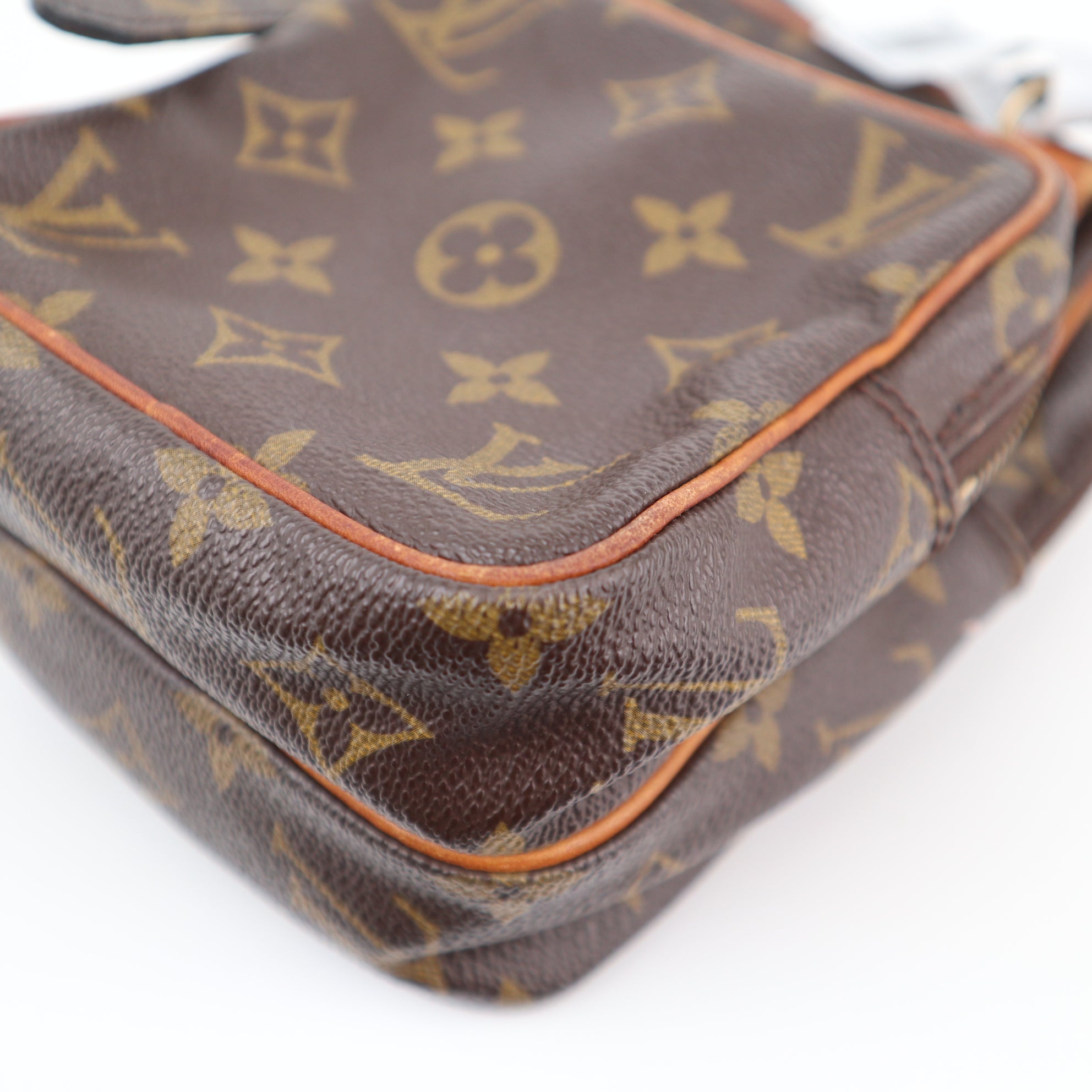 Louis Vuitton Monogram Amazone Shoulder Bag C1773 | Pre-Owned Good Brown Monogram Canvas