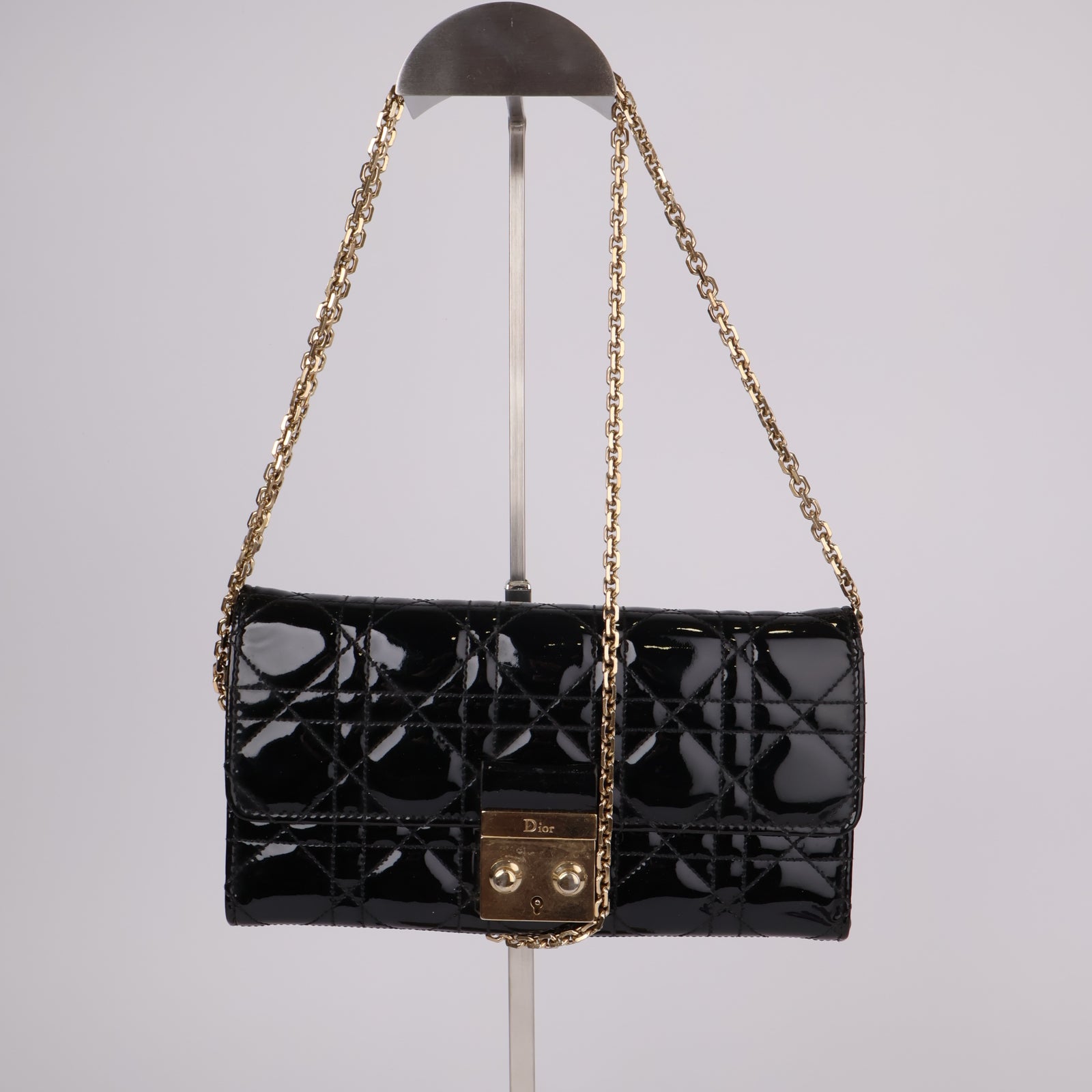 J1238-Dior Diana Enamel Wallet Chain ShoulderBag Black- Pre Owned