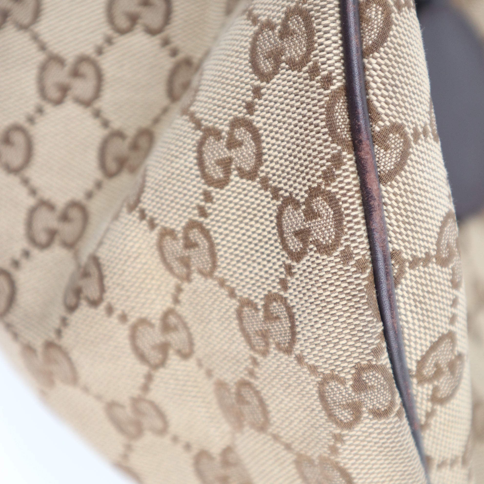 Gucci Beige/Black Sukey Hobo Canvas Shoulder Bag C1783 | Pre-Owned Very Good Beige / Black Canvas
