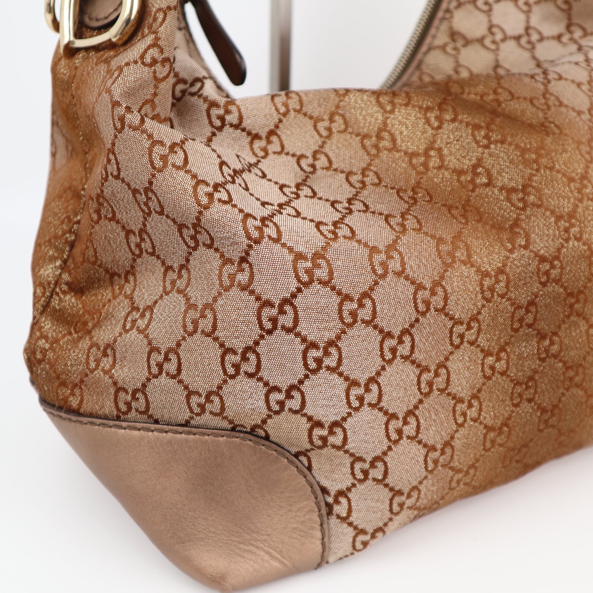 Gucci GG Lurex Heart Bit Hobo Shoulder Bag C1786 | Pre-Owned Very Good GG Lurex