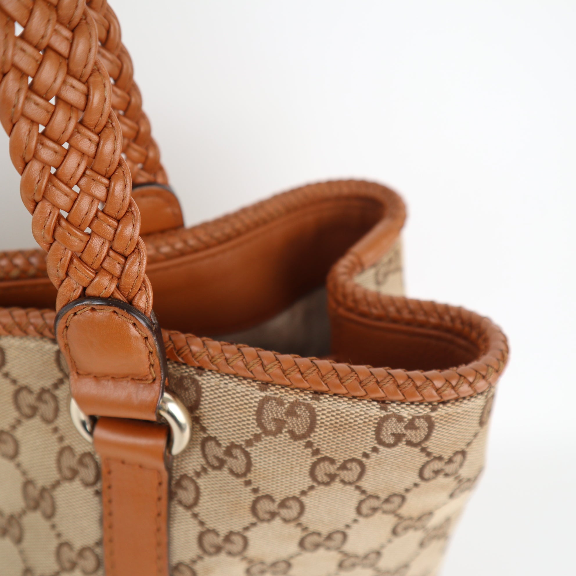 Gucci GG in Brown/Beige Canvas/Leather Marrakech Shoulder Bag C1800 | Pre-Owned Very Good Beige / Brown GG Canvas, Leather