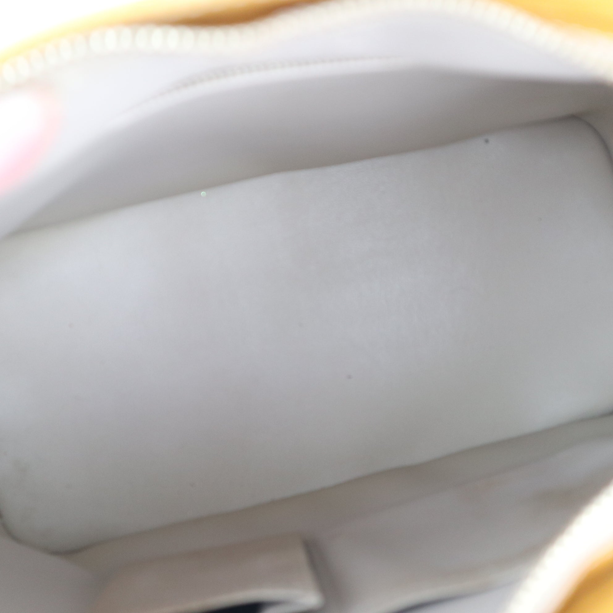 C1193 Louis Vuitton Mango Monogram Vernis Houston Bag-Pre Owned