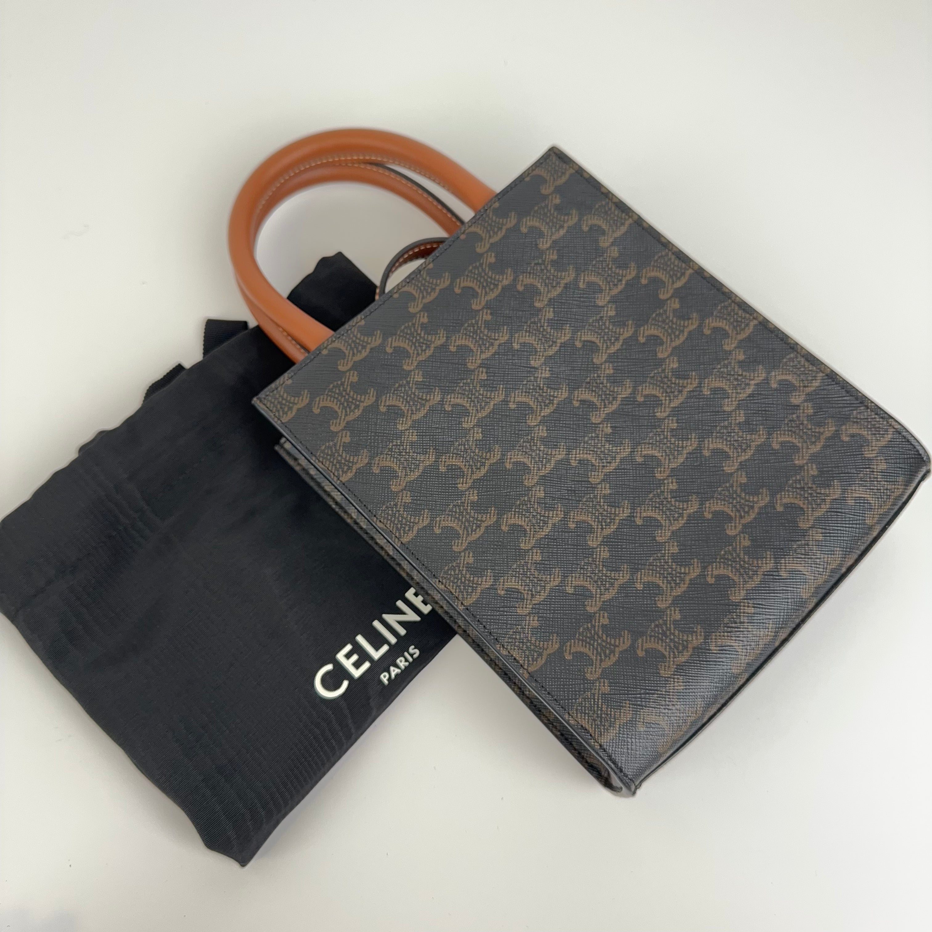 PRE OWNED - Celine Vertical Cabas Shoulder Bag