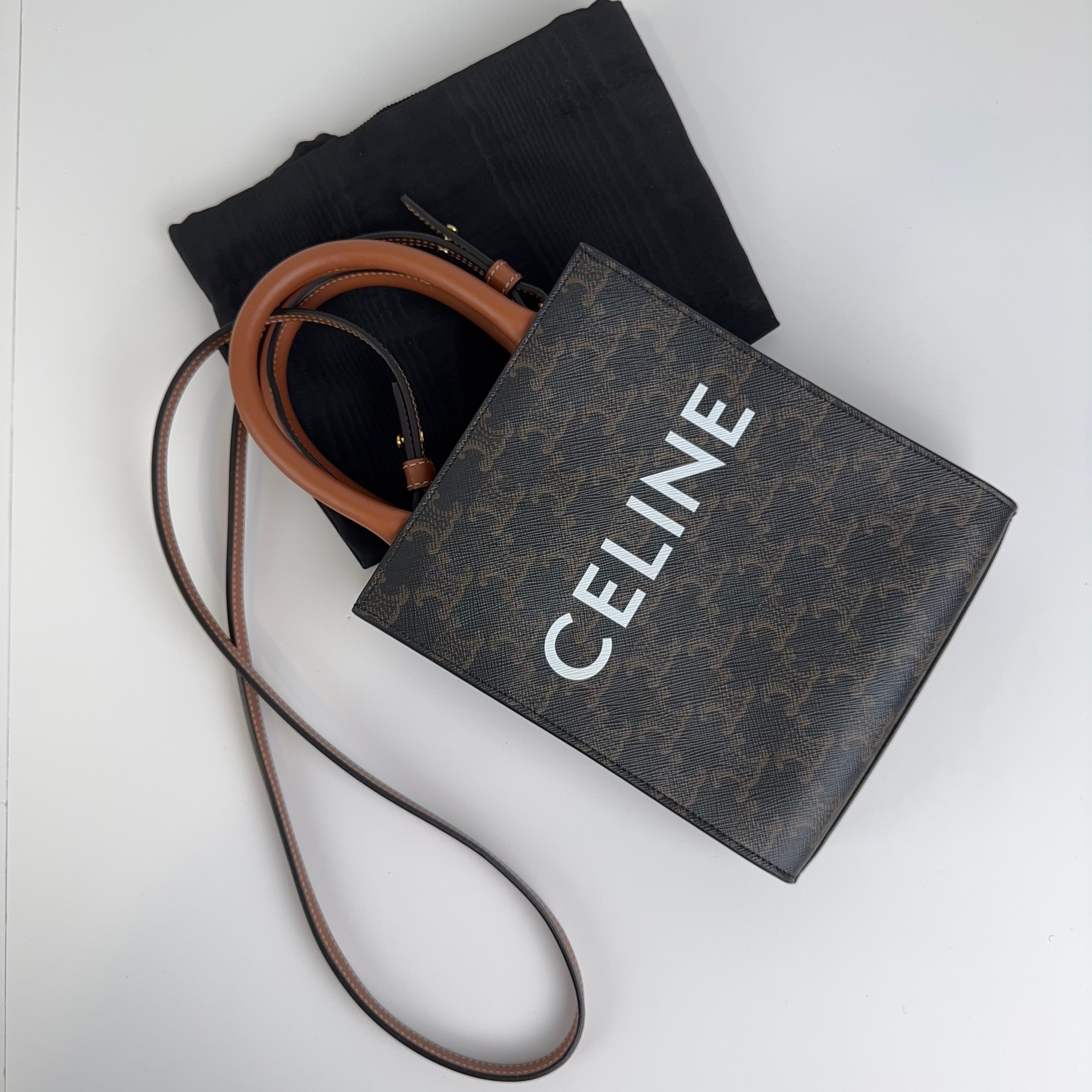 PRE OWNED - Celine Vertical Cabas Shoulder Bag