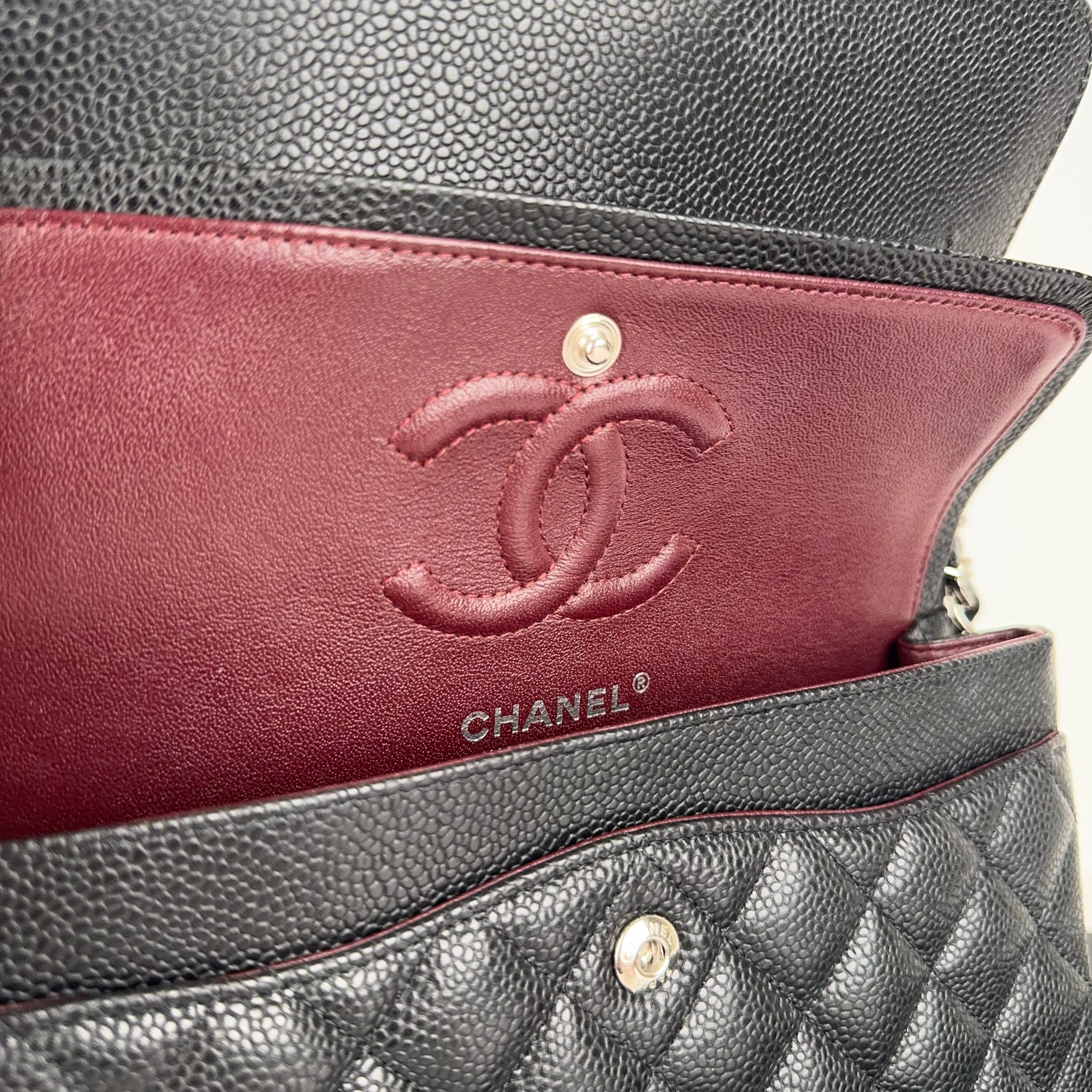 PRE OWNED - Chanel Timeless leather crossbody bag