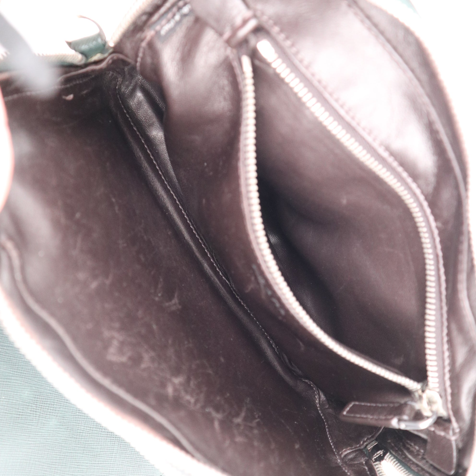 C1220 Prada Green Leather Travel Organizer-Pre Owned