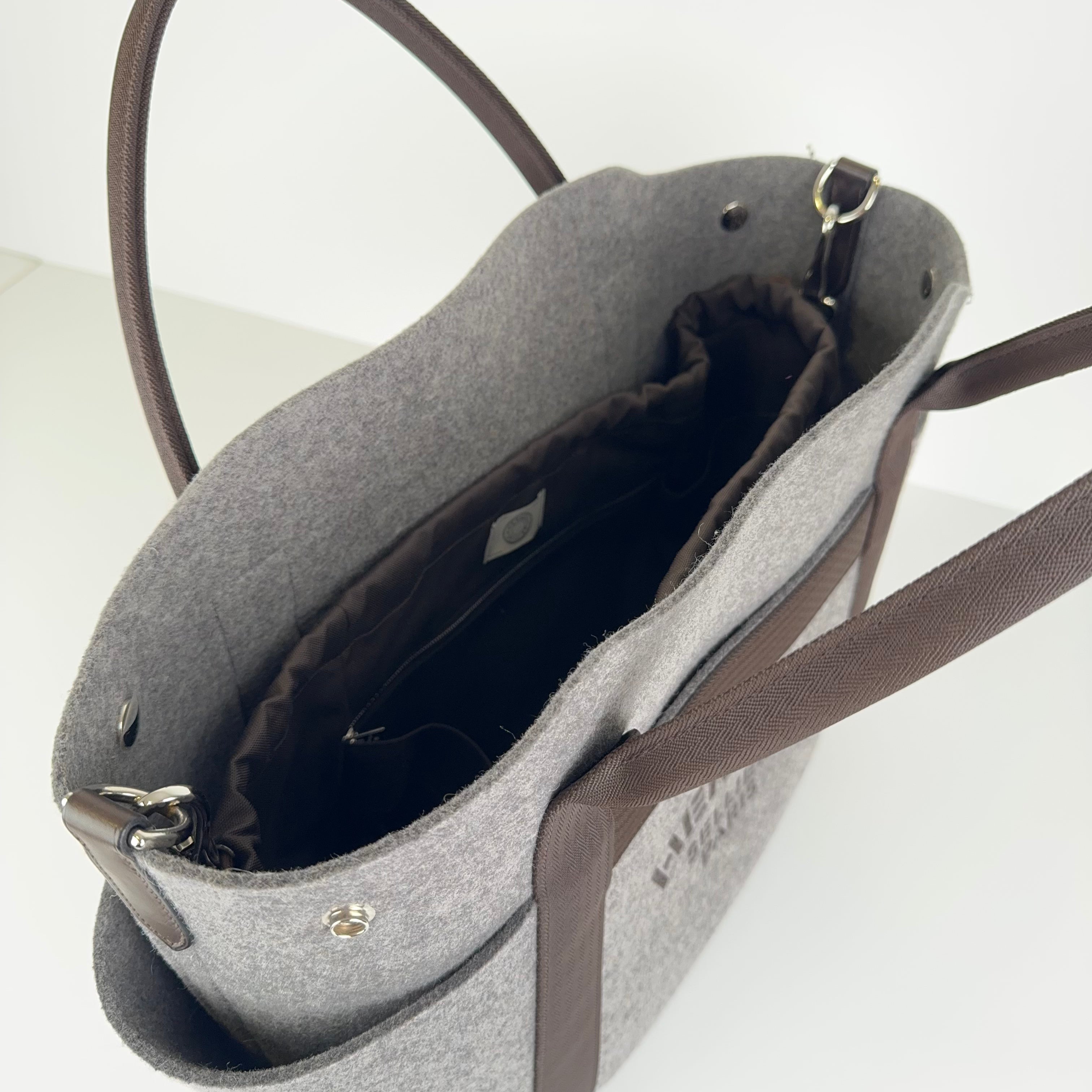 PRE OWNED - Hermès Herbag wool tote