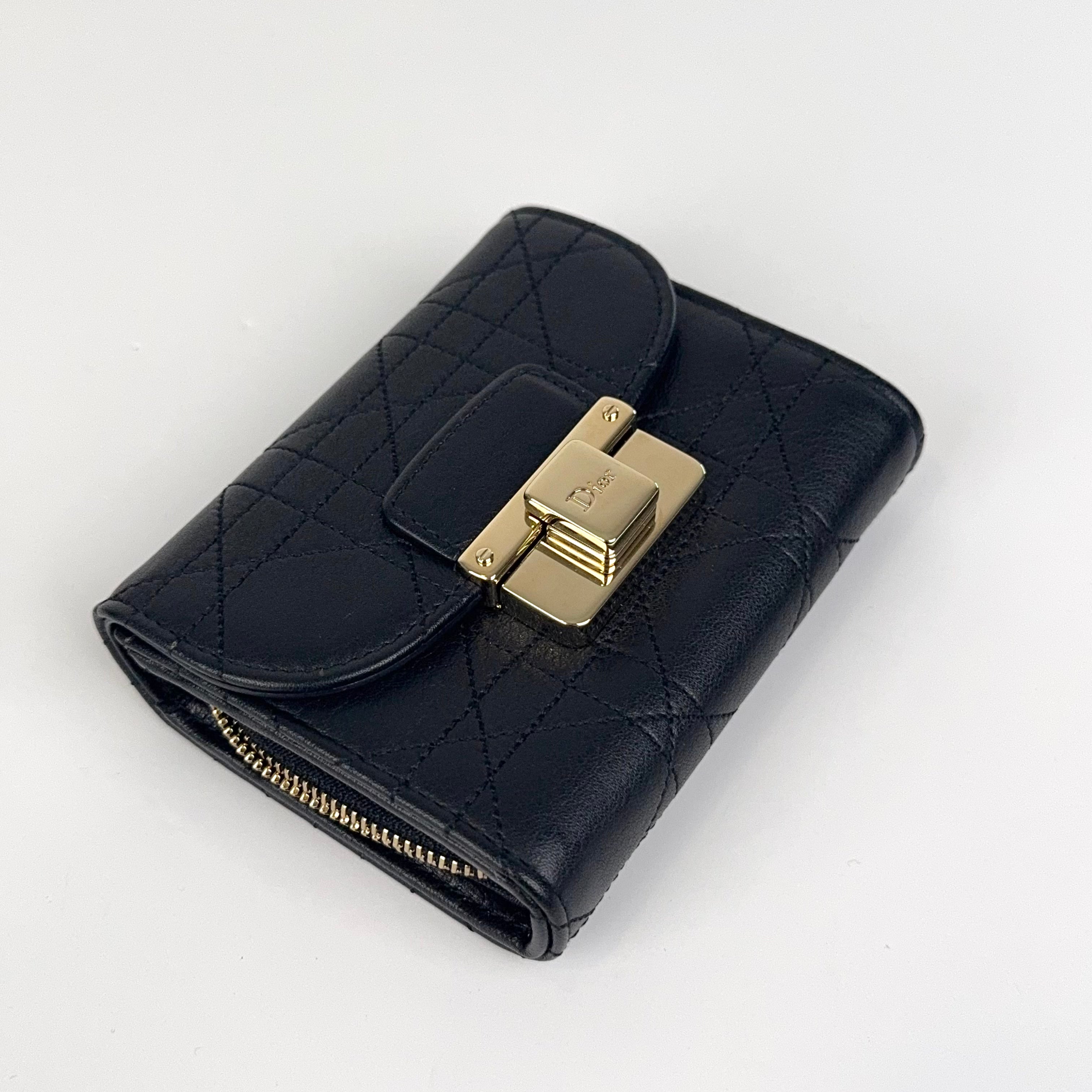 PRE OWNED-Dior Black Cannage Quilted Leather Diorling Compact Wallet