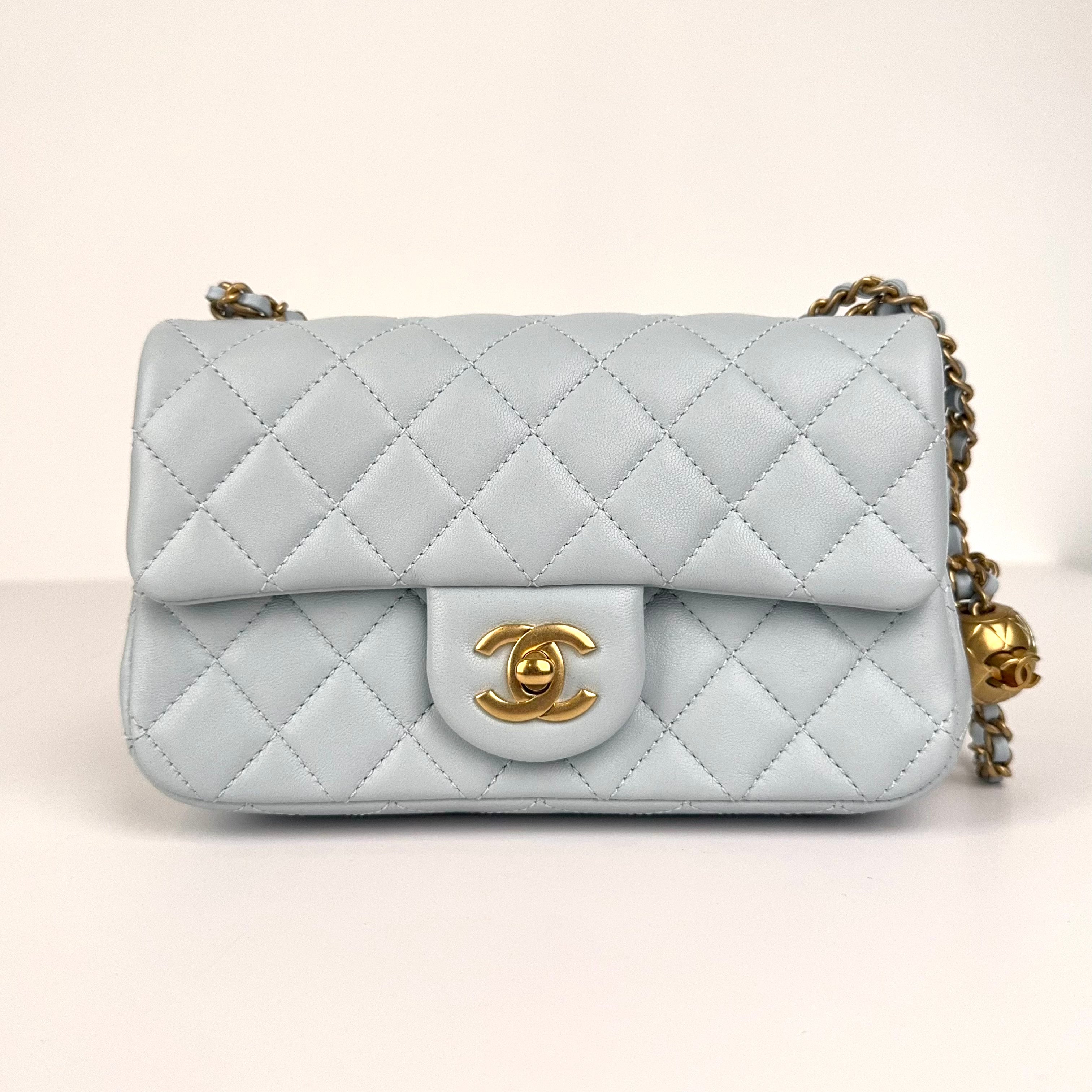 PRE OWNED-Chanel Sweet Camellia Adjustable Chain Flap Bag Quilted Lambskin Mini