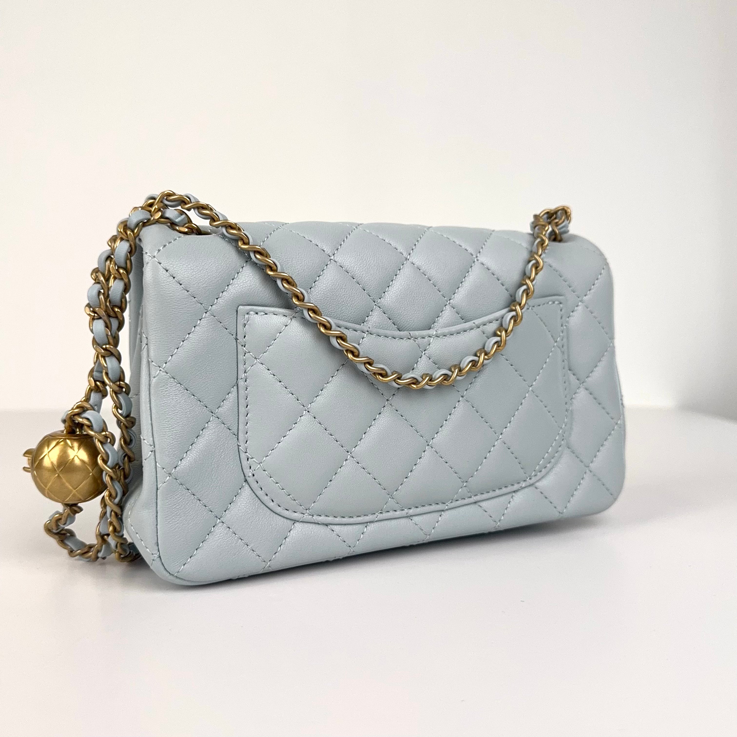 PRE OWNED-Chanel Sweet Camellia Adjustable Chain Flap Bag Quilted Lambskin Mini