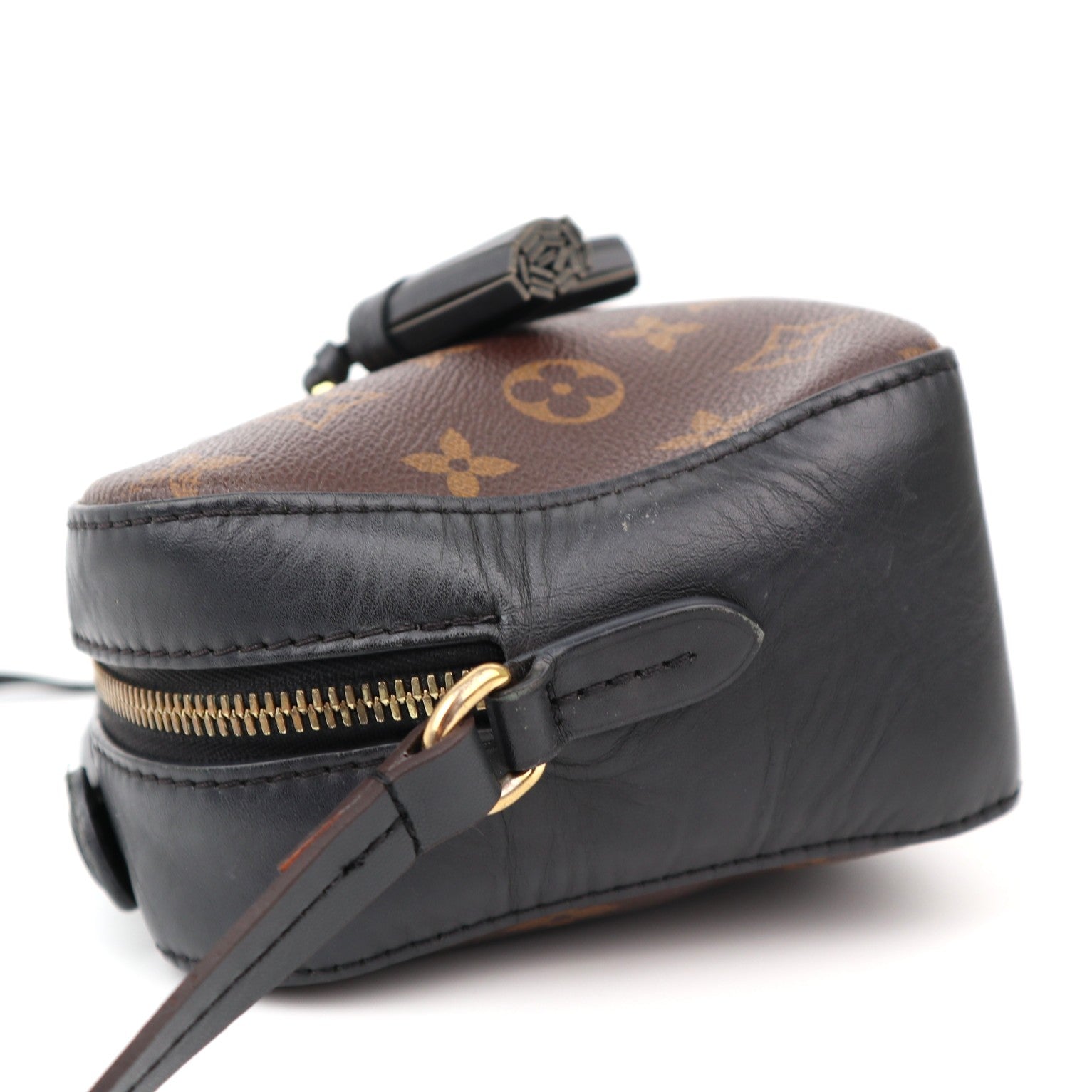 C1249 Louis Vuitton Black Monogram Canvas Saintonge Crossbody Bag-Pre Owned