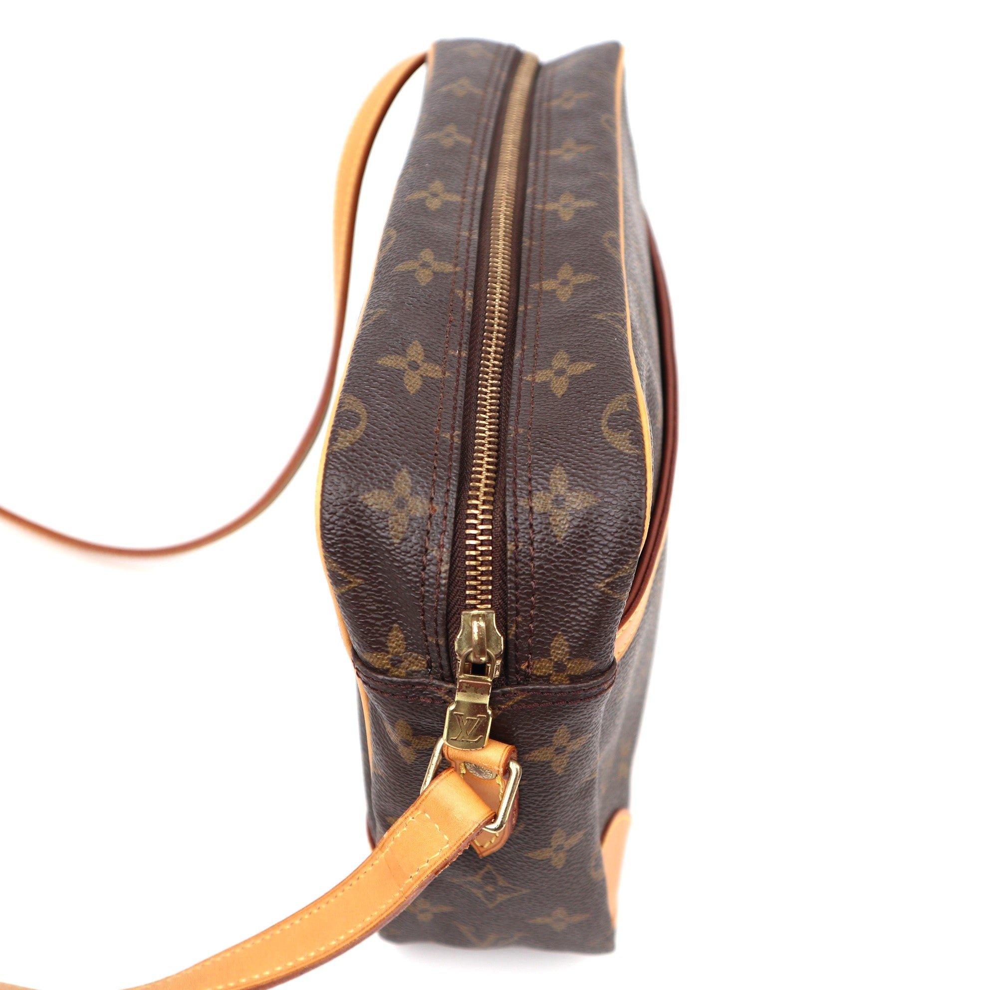 C1252R Louis Vuitton Trocadero 30 Cross Body Bag -Pre Owned