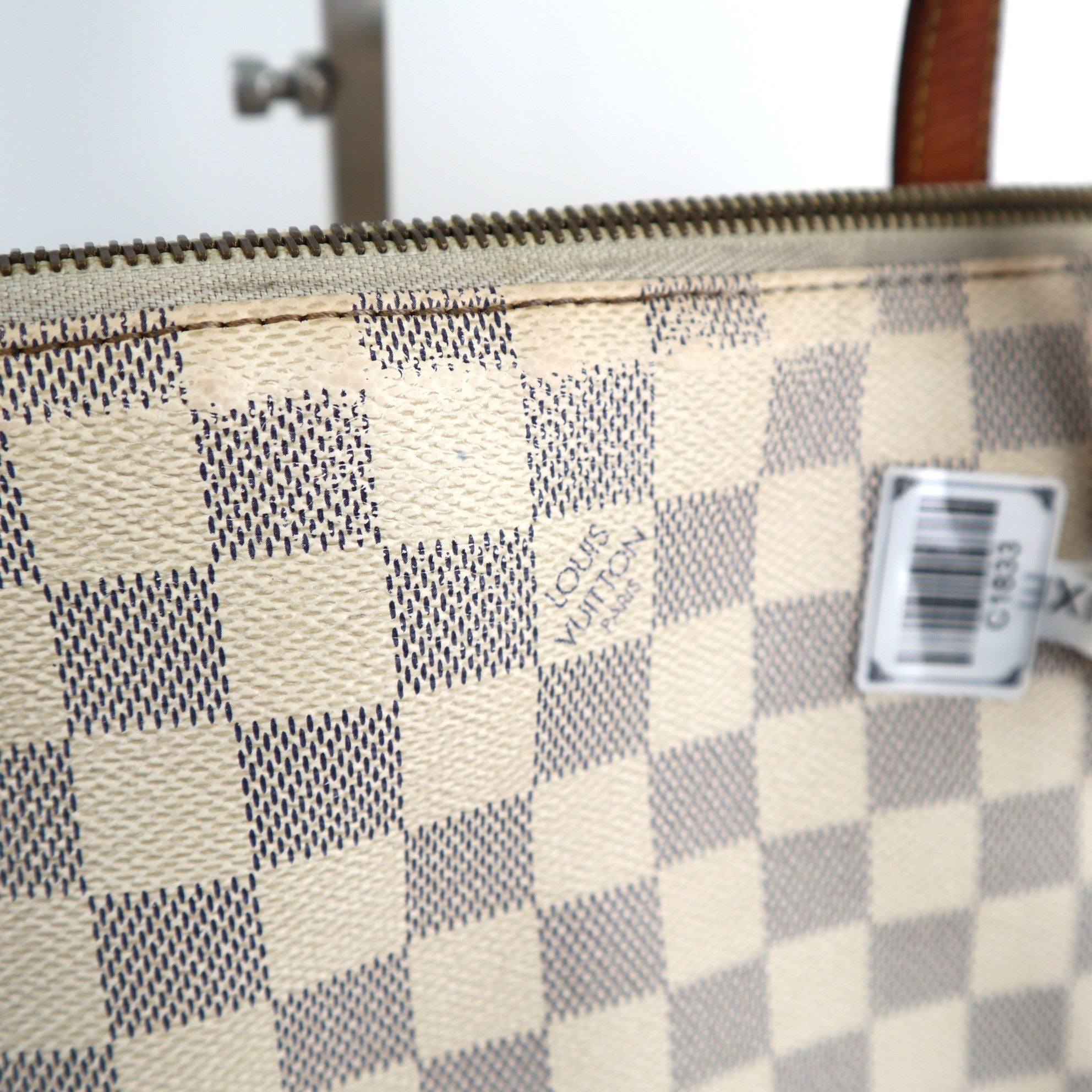 Louis Vuitton Damier Azur Totally MM Shoulder Bag C1833 | Pre-Owned Very Good Brown Damier Canvas