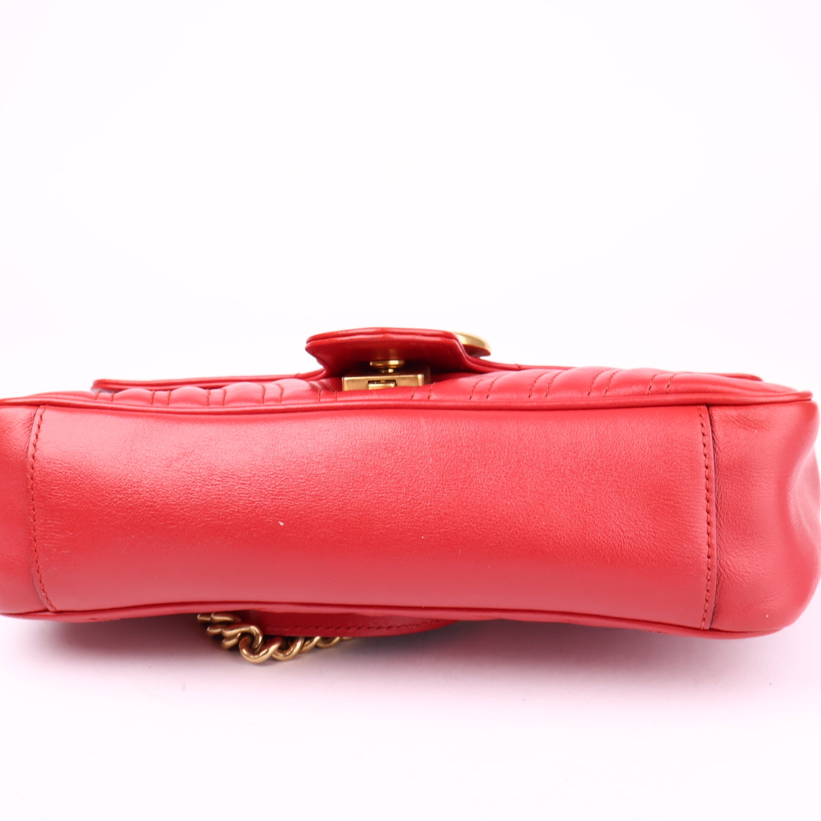 J3558 Gucci Red Leather Medium GG Marmont Bag- Pre Owned