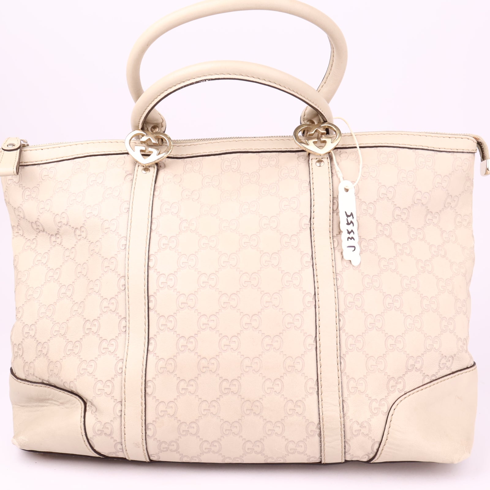 J3555 Gucci White GG Embossed Leather Lovely Heart- Pre Owned