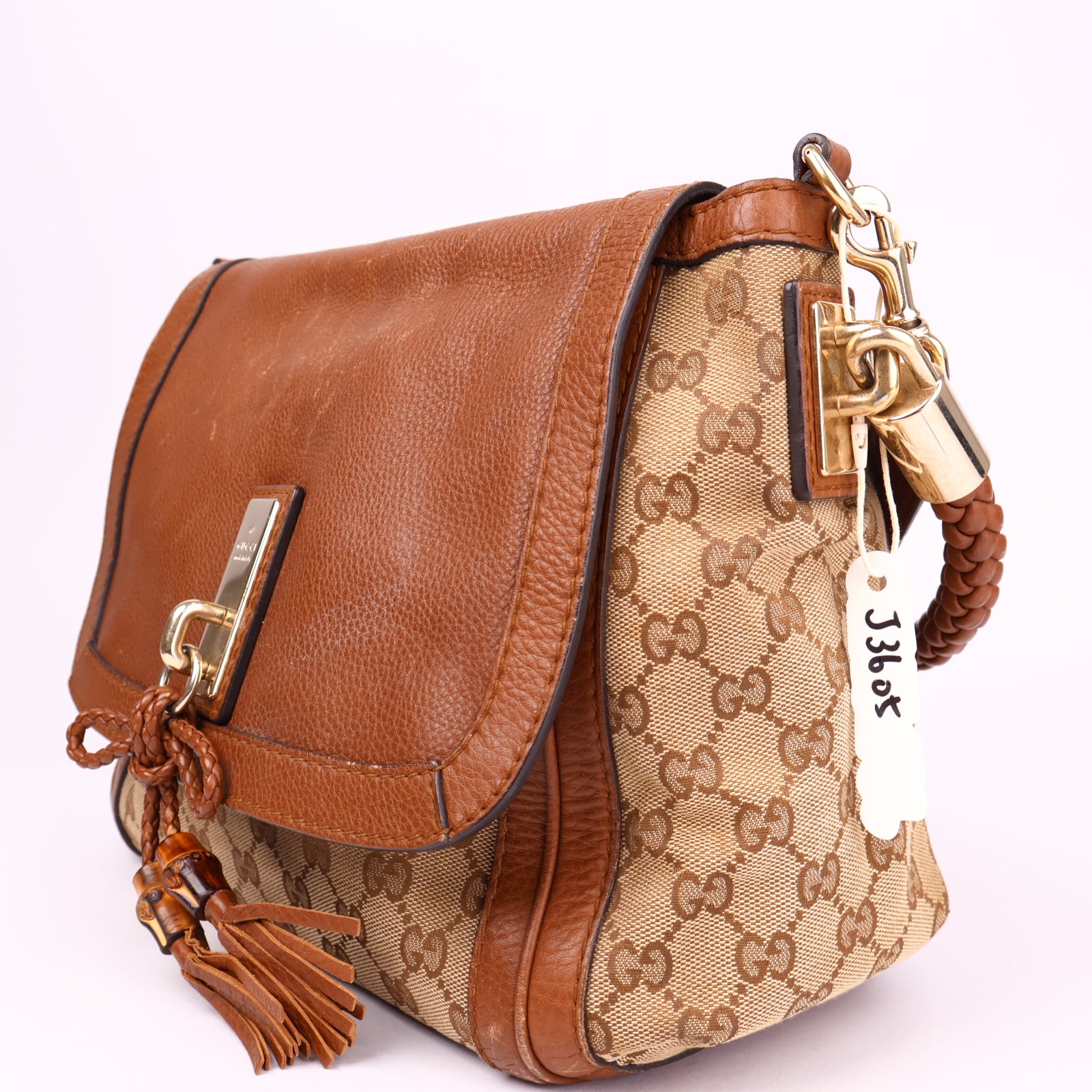 J3605 Gucci GG Supreme Monogram Tassel Messenger Flap Bag- Pre Owned