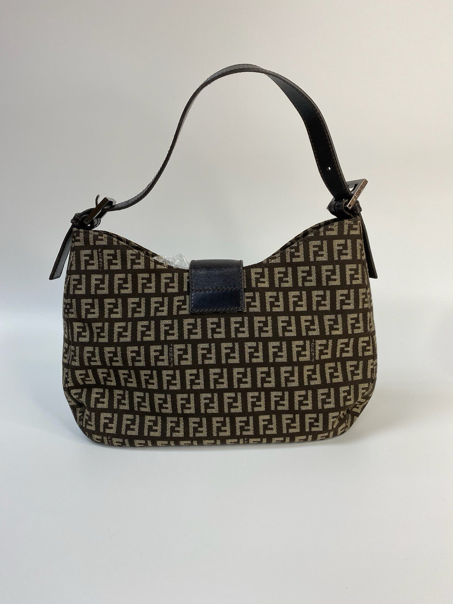 J2968 Fendi Shoulder Bag Zuccino Canvas Crossisant Hobo Baguette | Pre-Owned Brown Zuccino Canvas