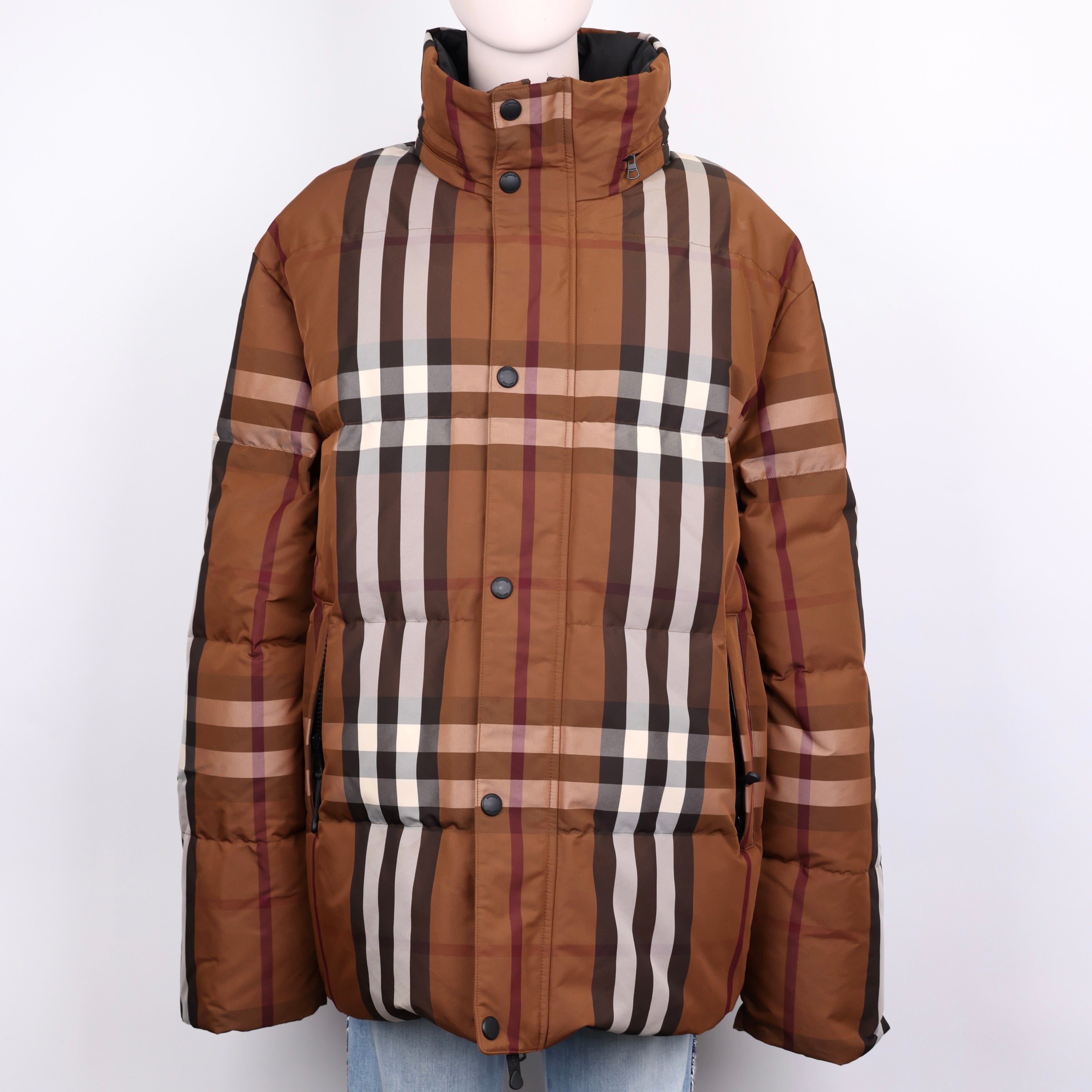 PRE OWNED- Burberry Packaway Hood Reversible Check Nylon Puffer Jacket SIZE XL