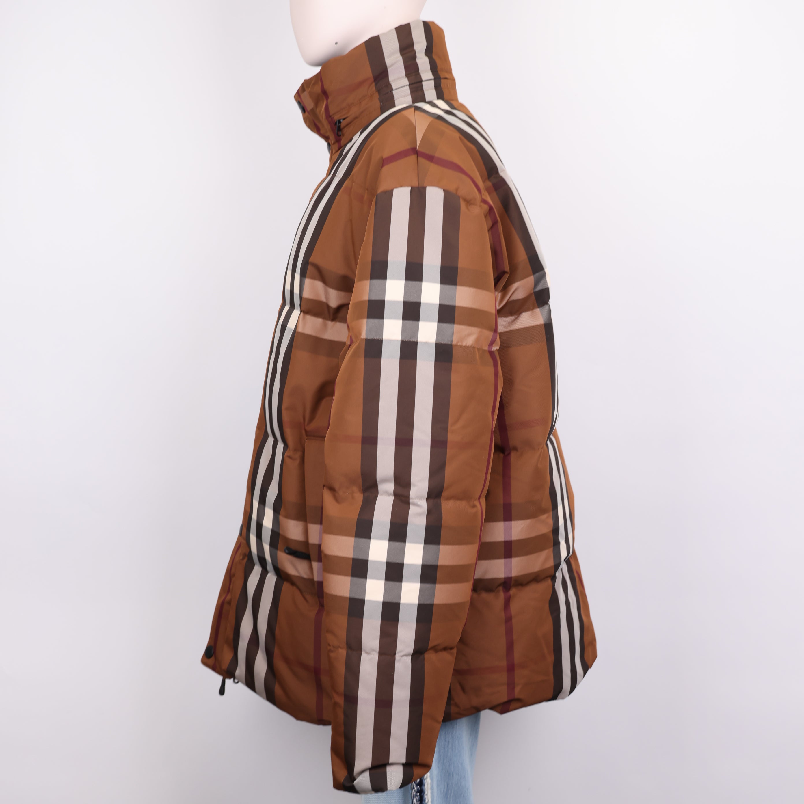 PRE OWNED- Burberry Packaway Hood Reversible Check Nylon Puffer Jacket SIZE XL
