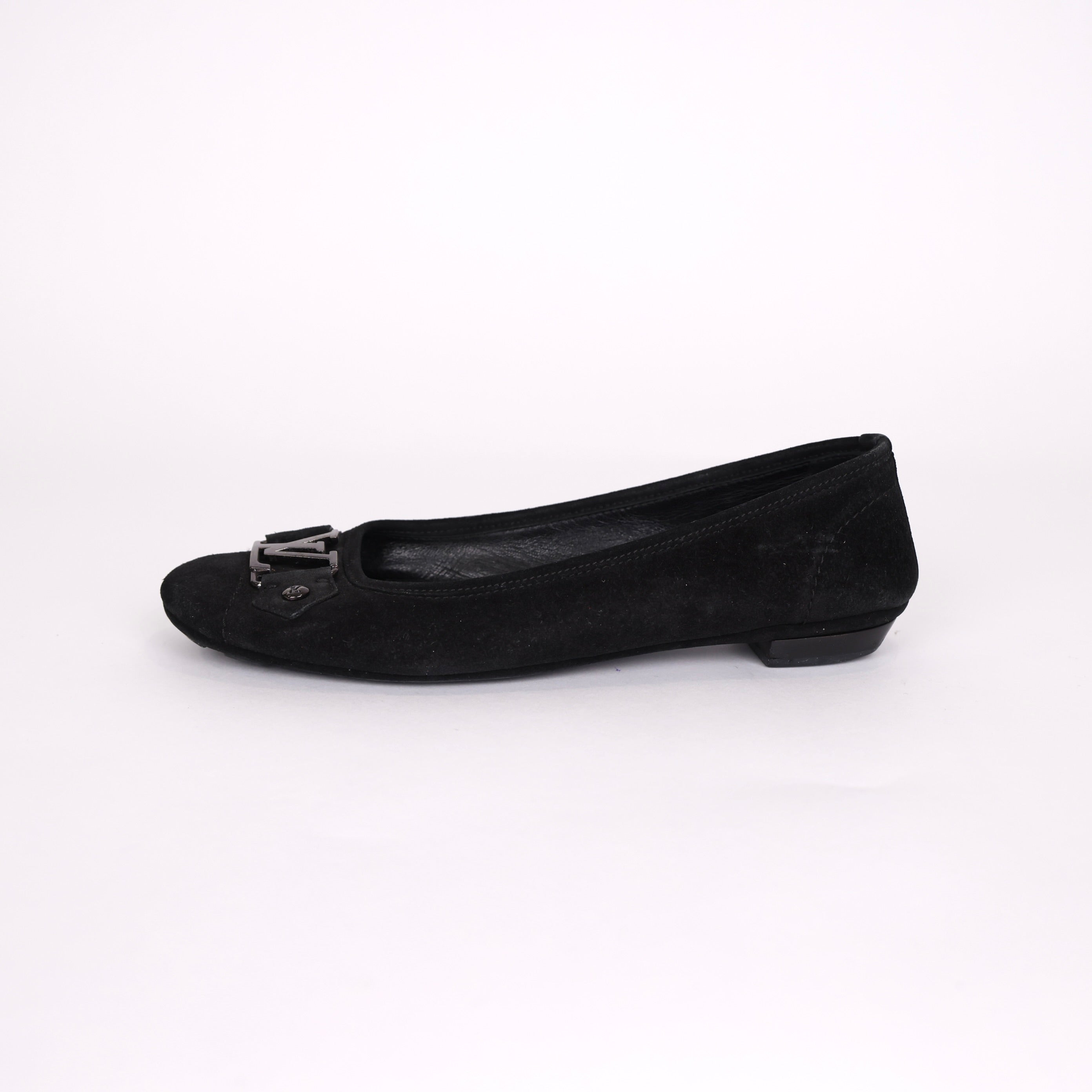 PRE OWNED- LV Louis Vuitton black loafers size EU38/UK5 J0520S91021