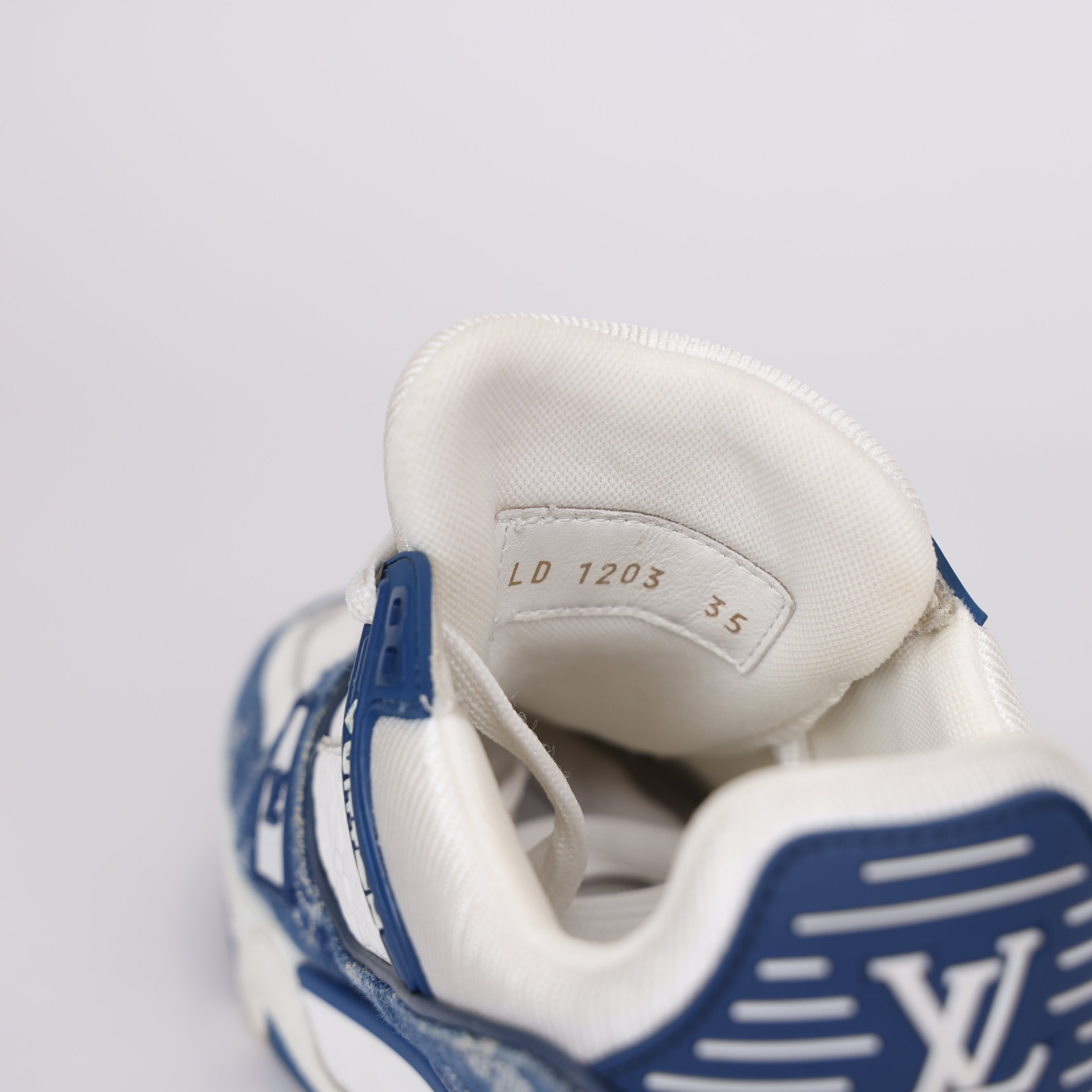 PRE OWNED- LOUIS VUITTON LV Trainer Sneakers White with Blue Mesh Monogram SIZE EU35/UK2 J0245J65112