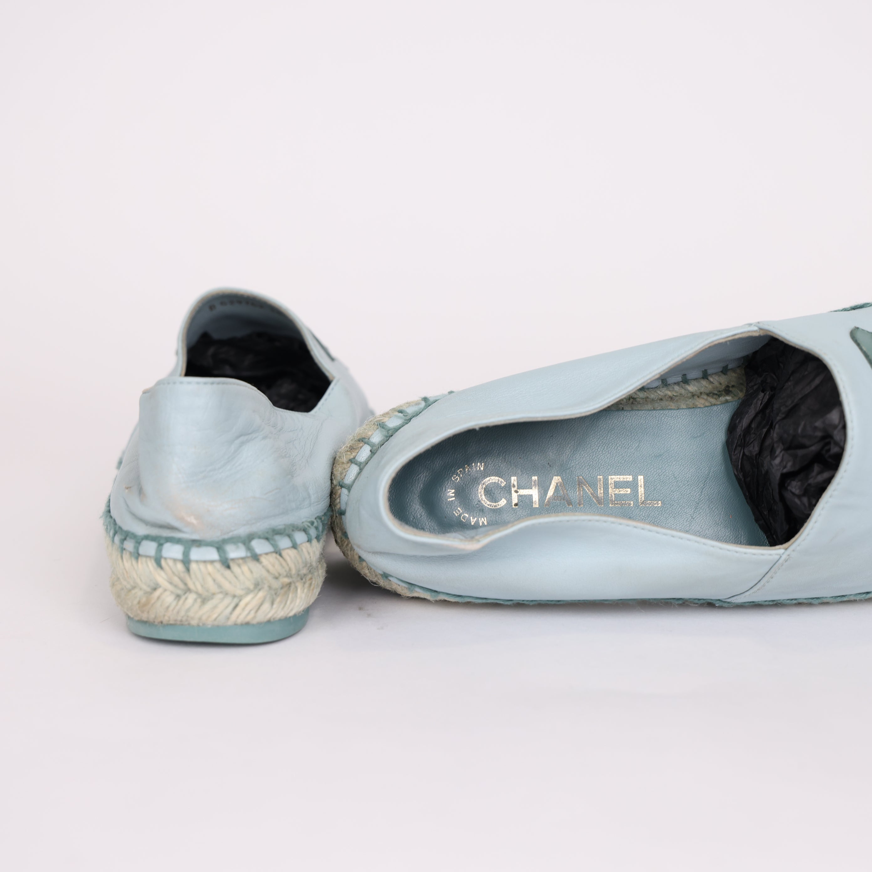 PRE OWNED- Chanel Mint Green Double C Embroidered Leather Fisherman Sneakers Size EU38/ UK5