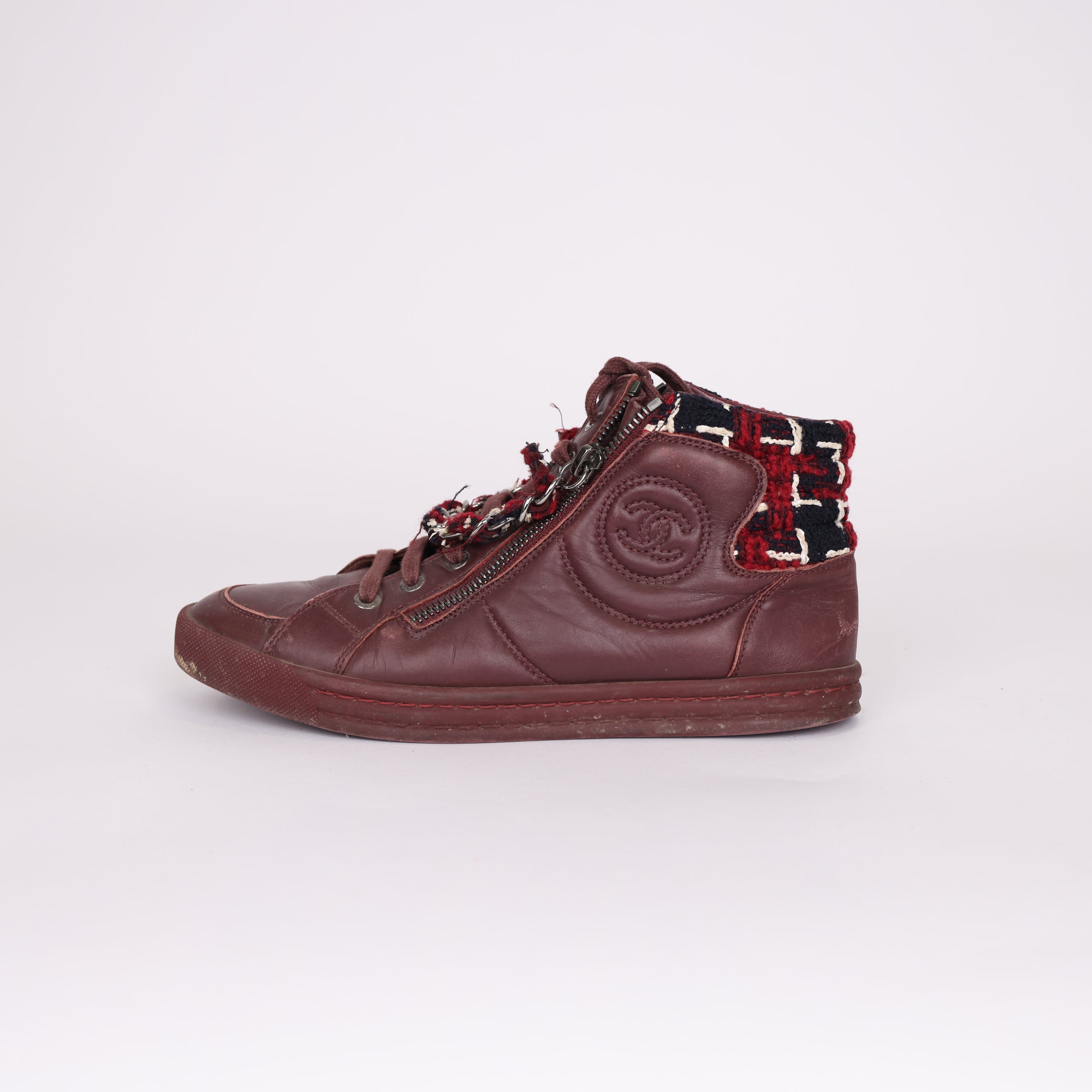 PRE OWNED- Chanel Burgundy Double C Embossed High-Top Sneakers Size EU36.5/UK3.5 J0537S80021