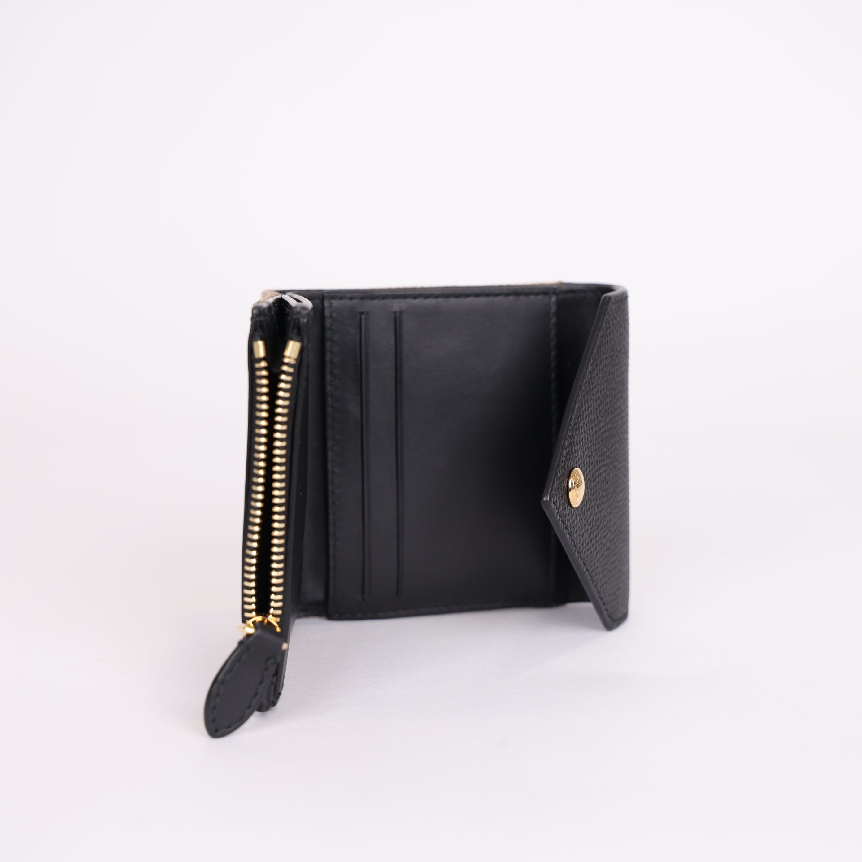 PRE OWNED- BURBERRY Lila Small Wallet BLACK
