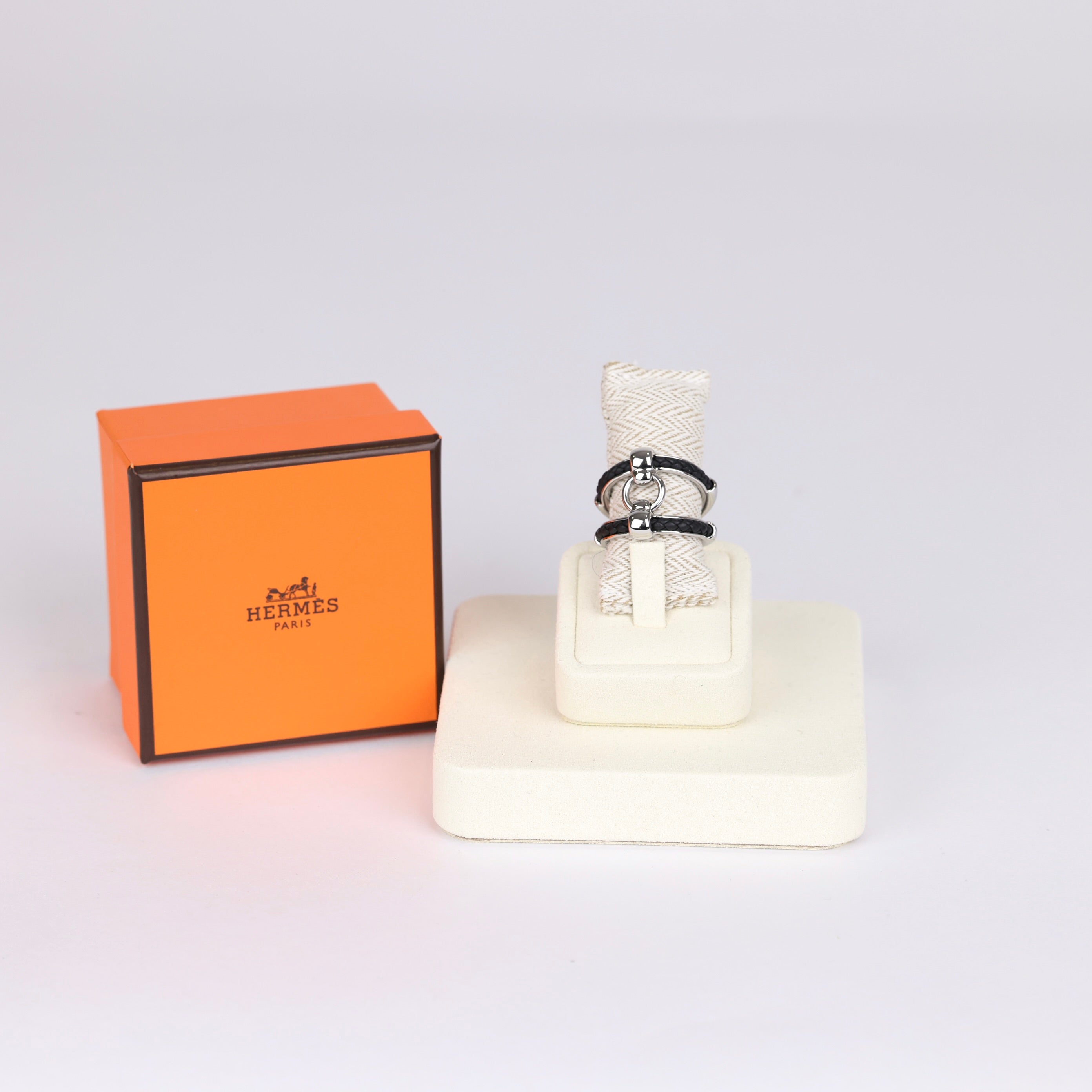PRE OWNED- HERMES Flibustier ring