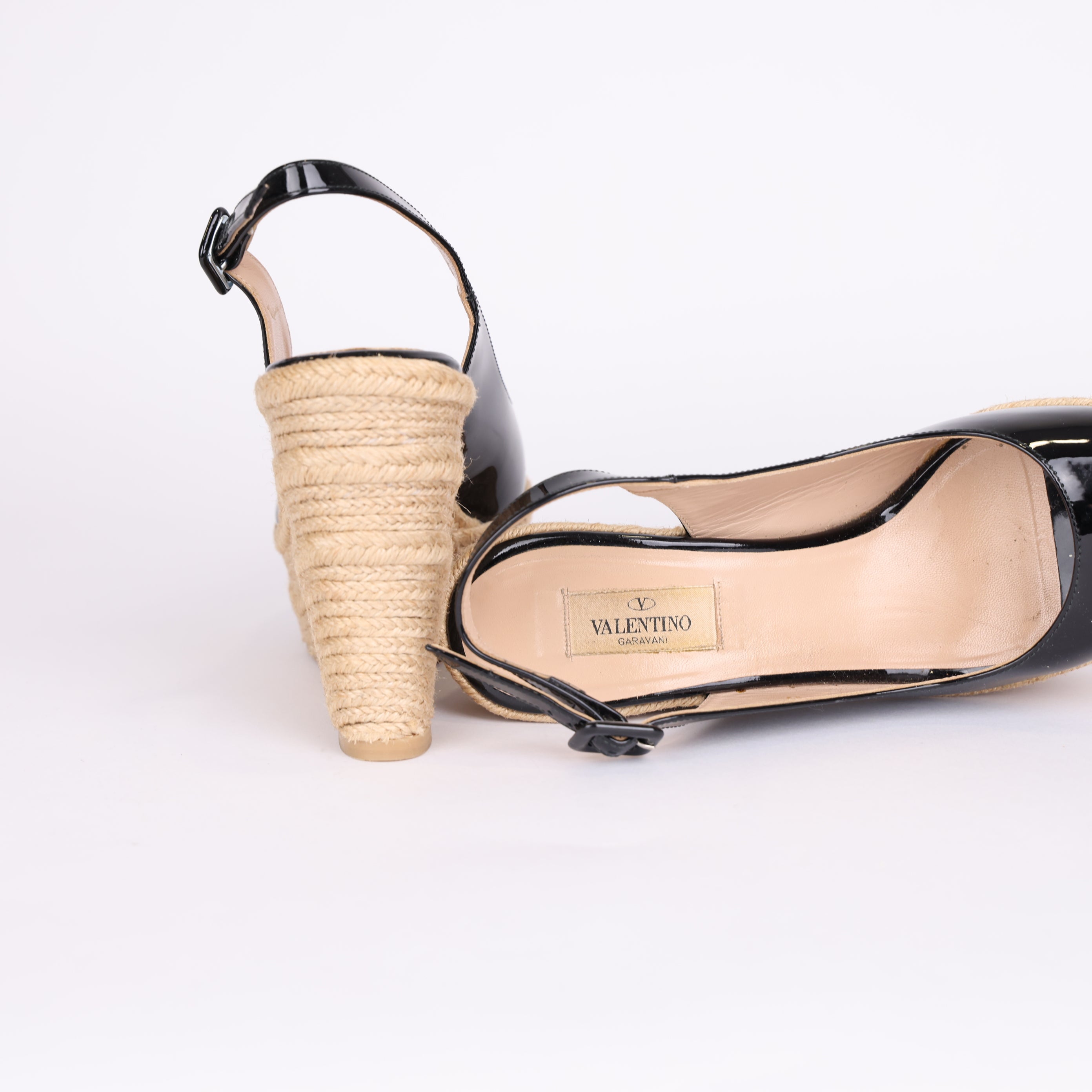 PRE OWNED- Valentino Garavani patent leather wedges ZEPPA Black Beige SIZE EU39/ UK5.5