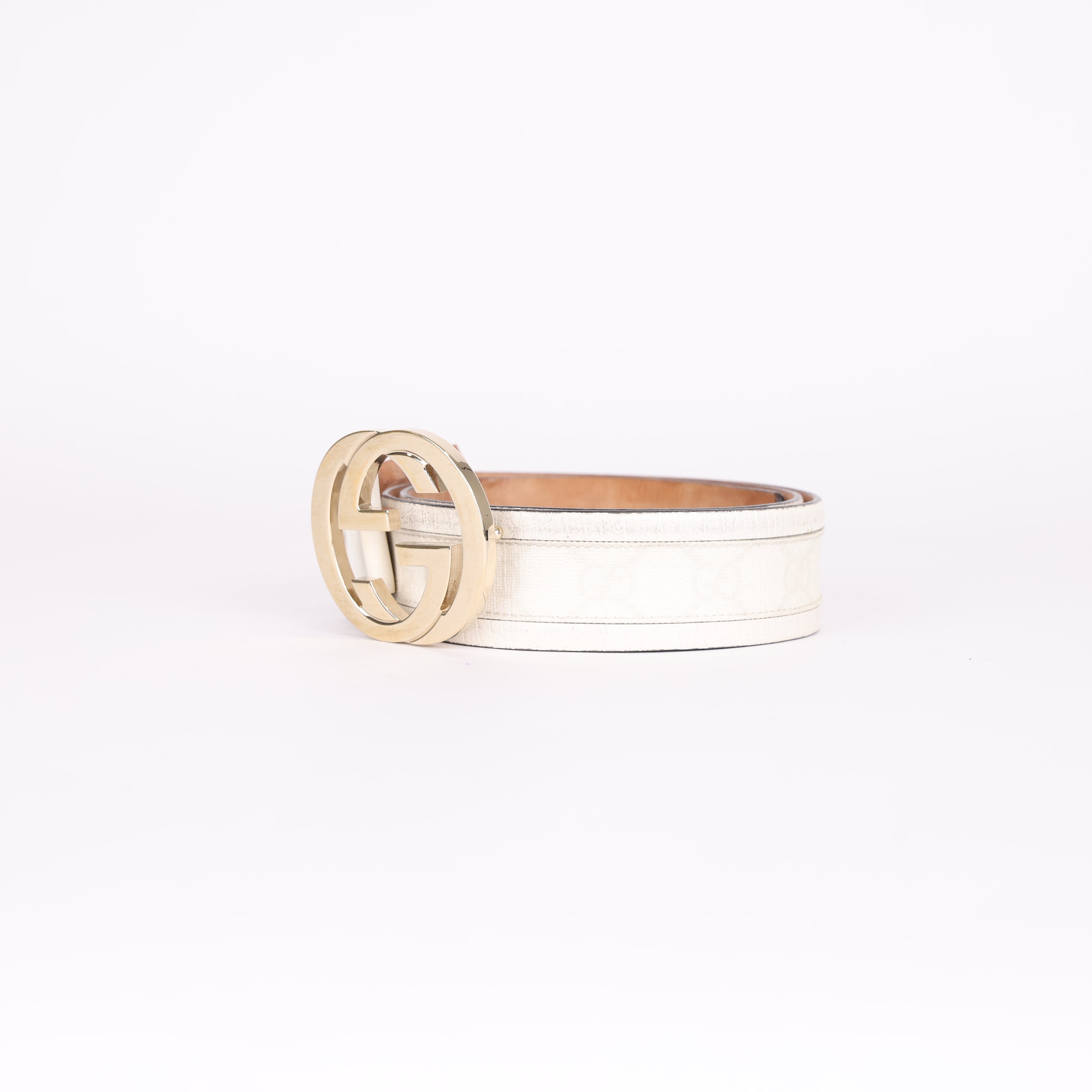 PRE OWNED- GUCCI Beige Leather Belt 90/36