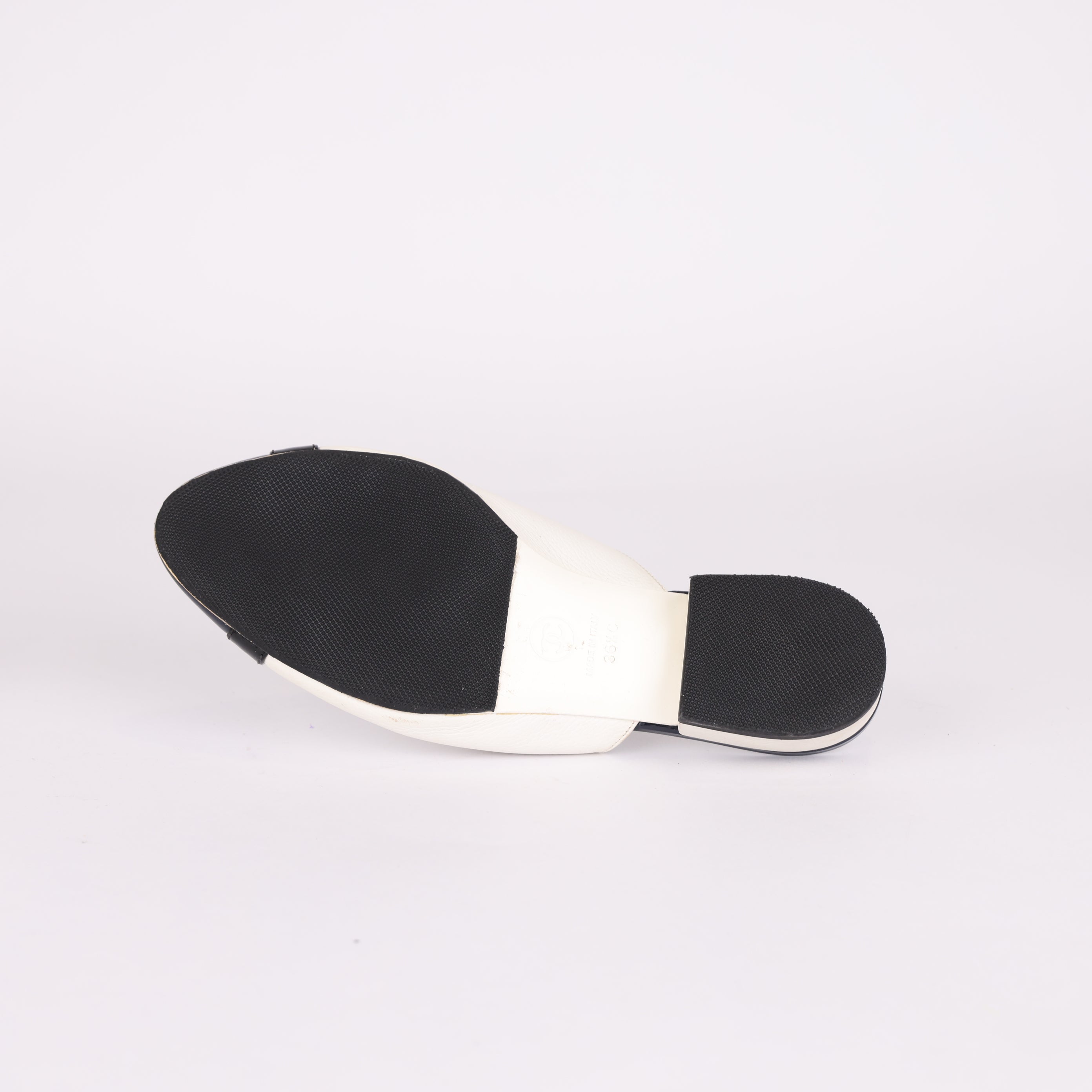 PRE OWNED- Chanel black and white mule half-slip slippers size EU36.5/ UK3.5