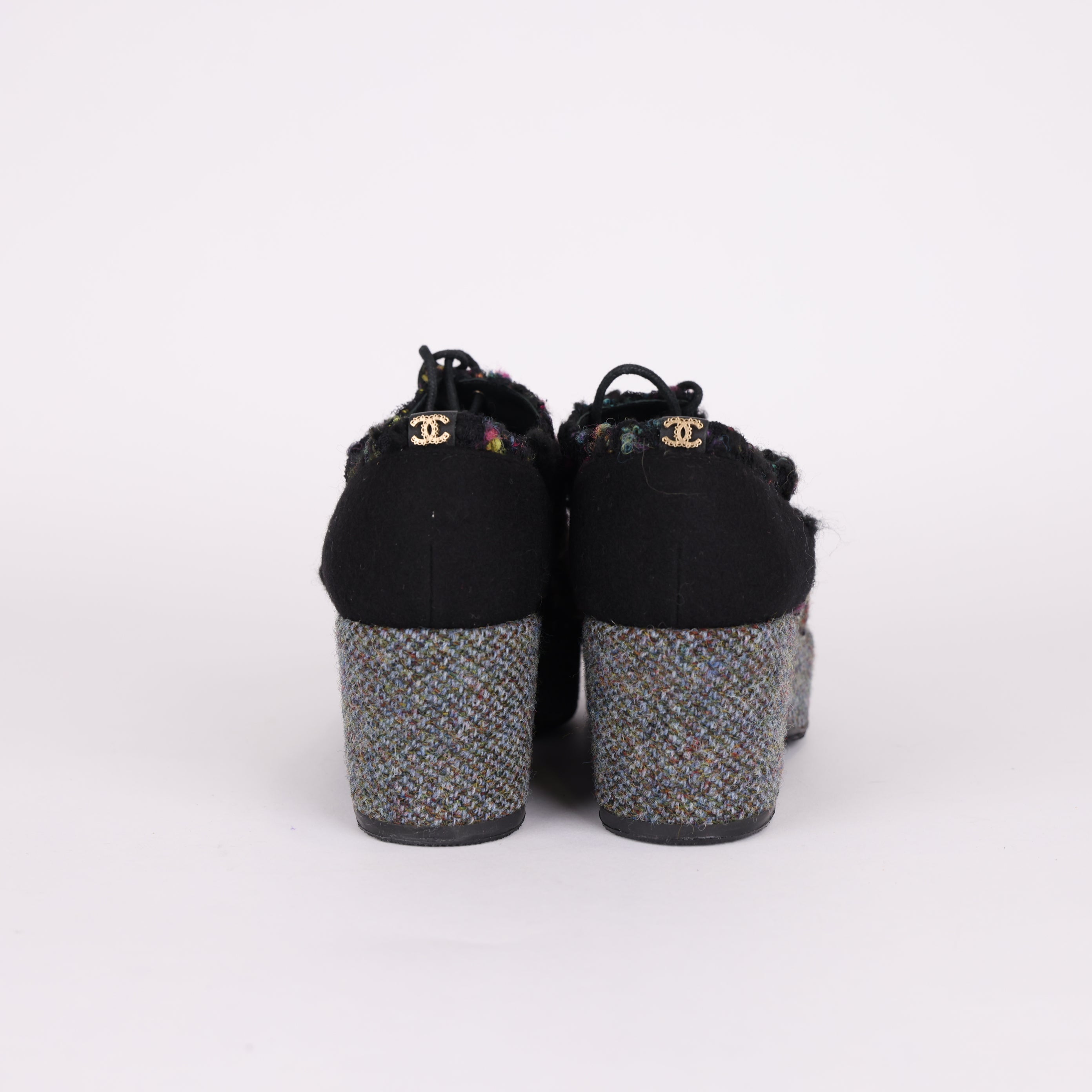 PRE OWNED- Chanel tweed wedge shoes size EU36/ UK3