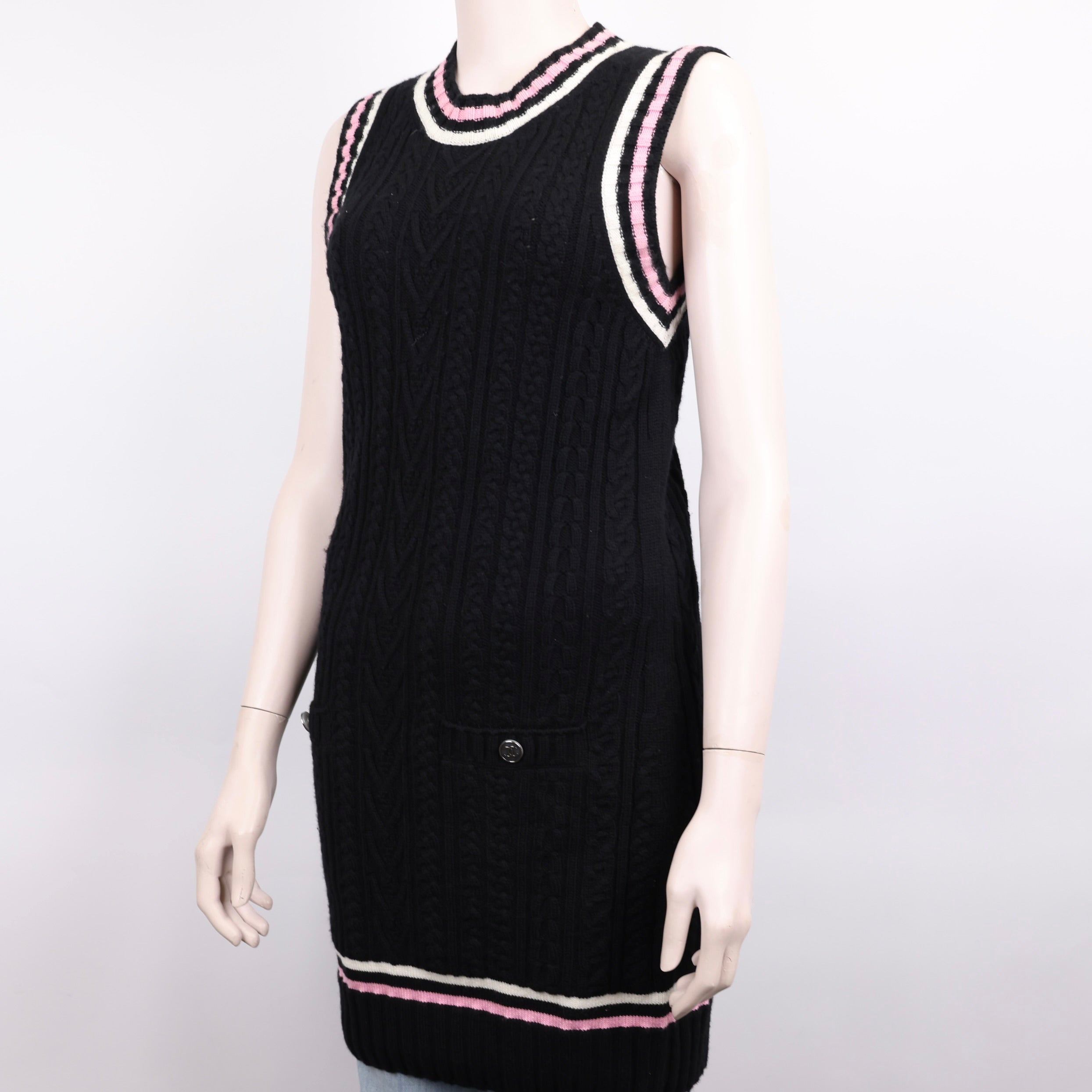PRE OWNED- CHANEL Chanel twisted round neck logo button dress size 38