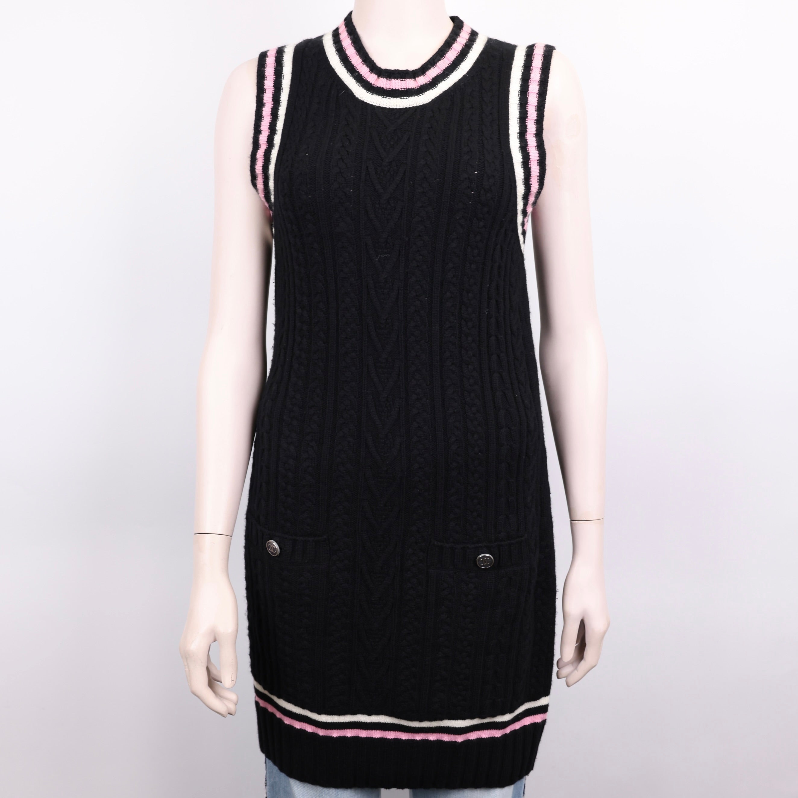 PRE OWNED- CHANEL Chanel twisted round neck logo button dress size 38