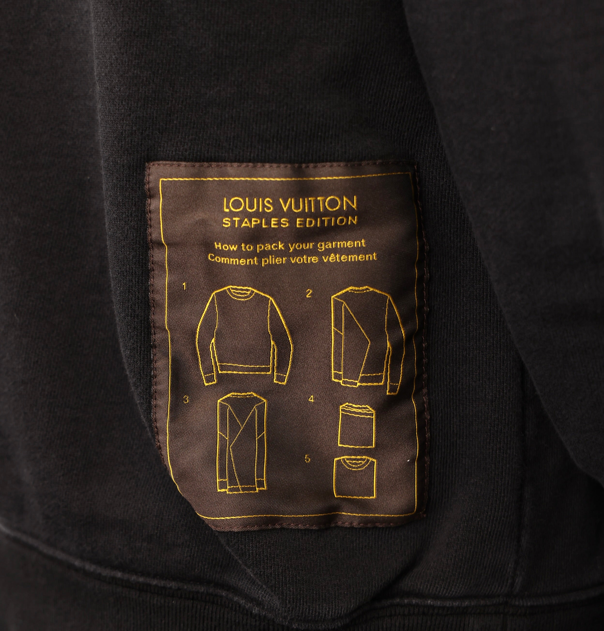 PRE OWNED- Louis Vuitton lv black sweatshirt size S