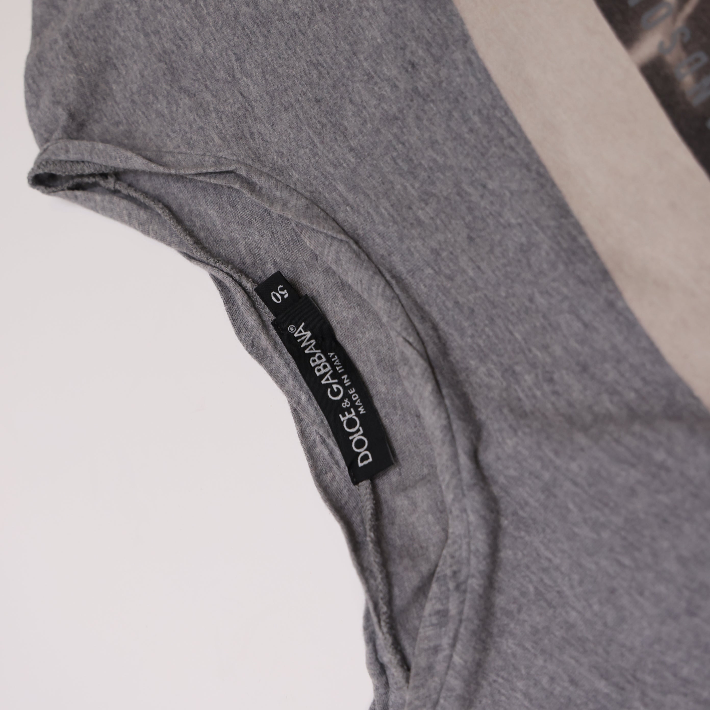 PRE OWNED- Dolce & Gabbana Grey Poster Print Short Sleeve Size 50