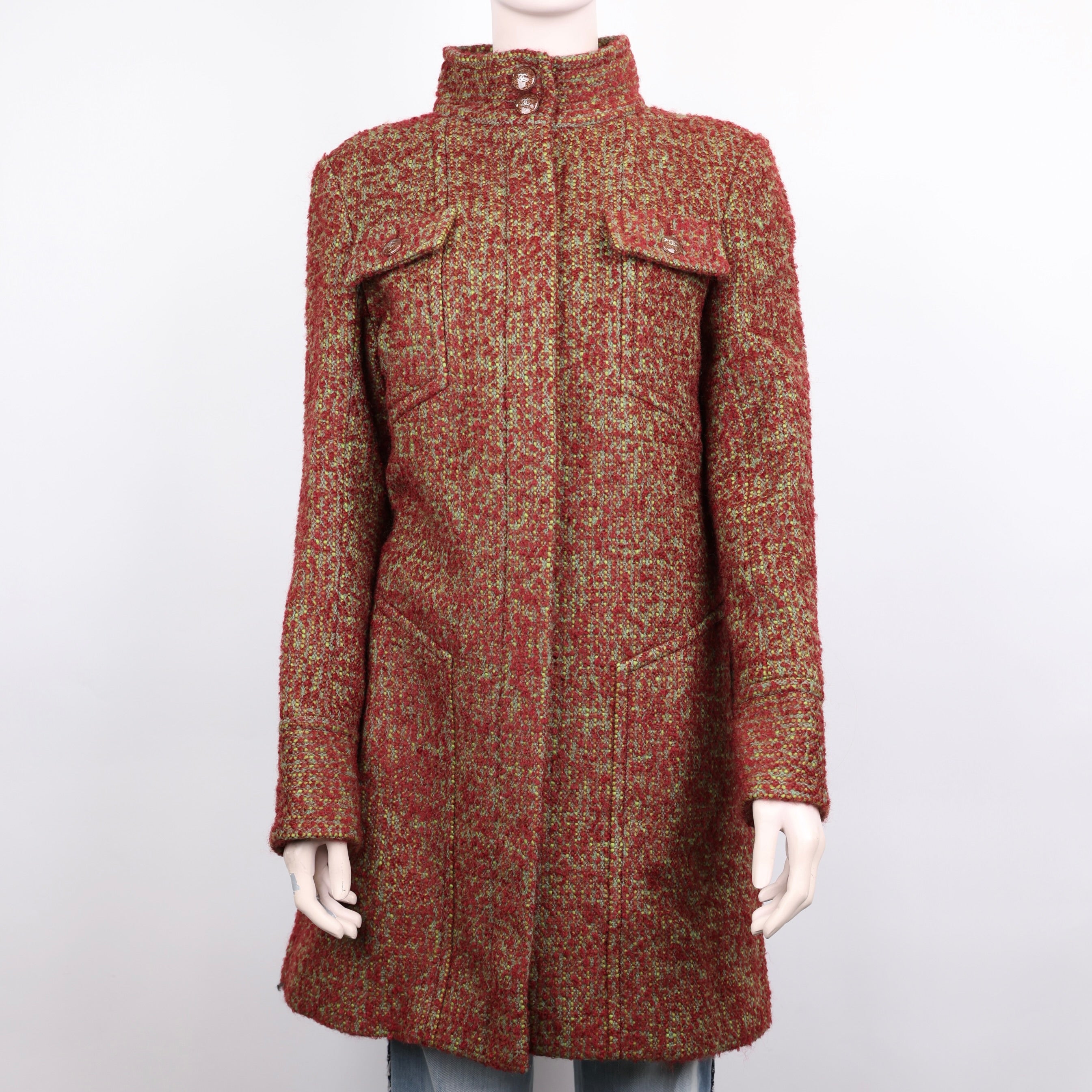 PRE OWNED- CHANEL wool coat size 42